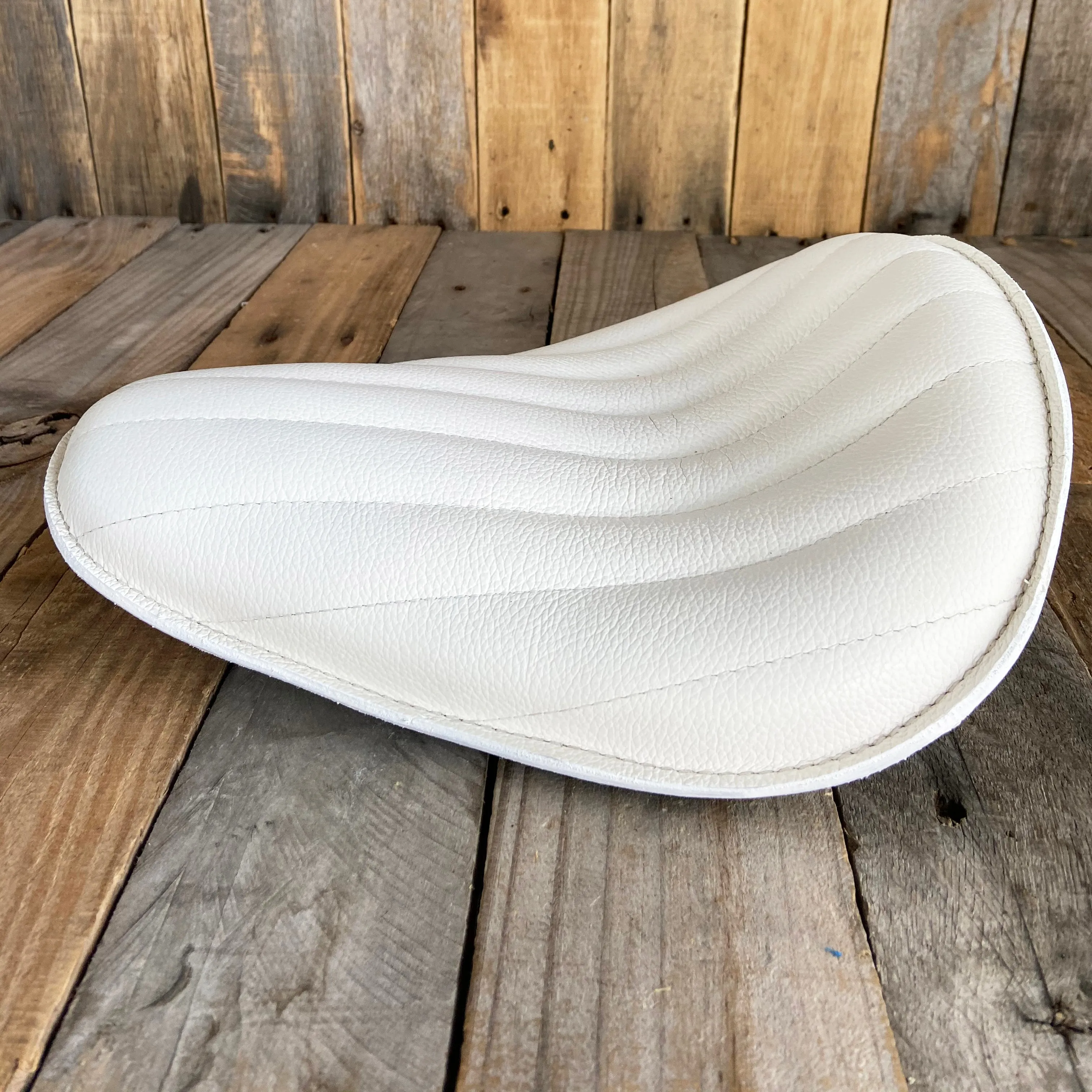 10x13" Seat Chopper Harley Sportster Bobber Bates White Tuck Roll Leather