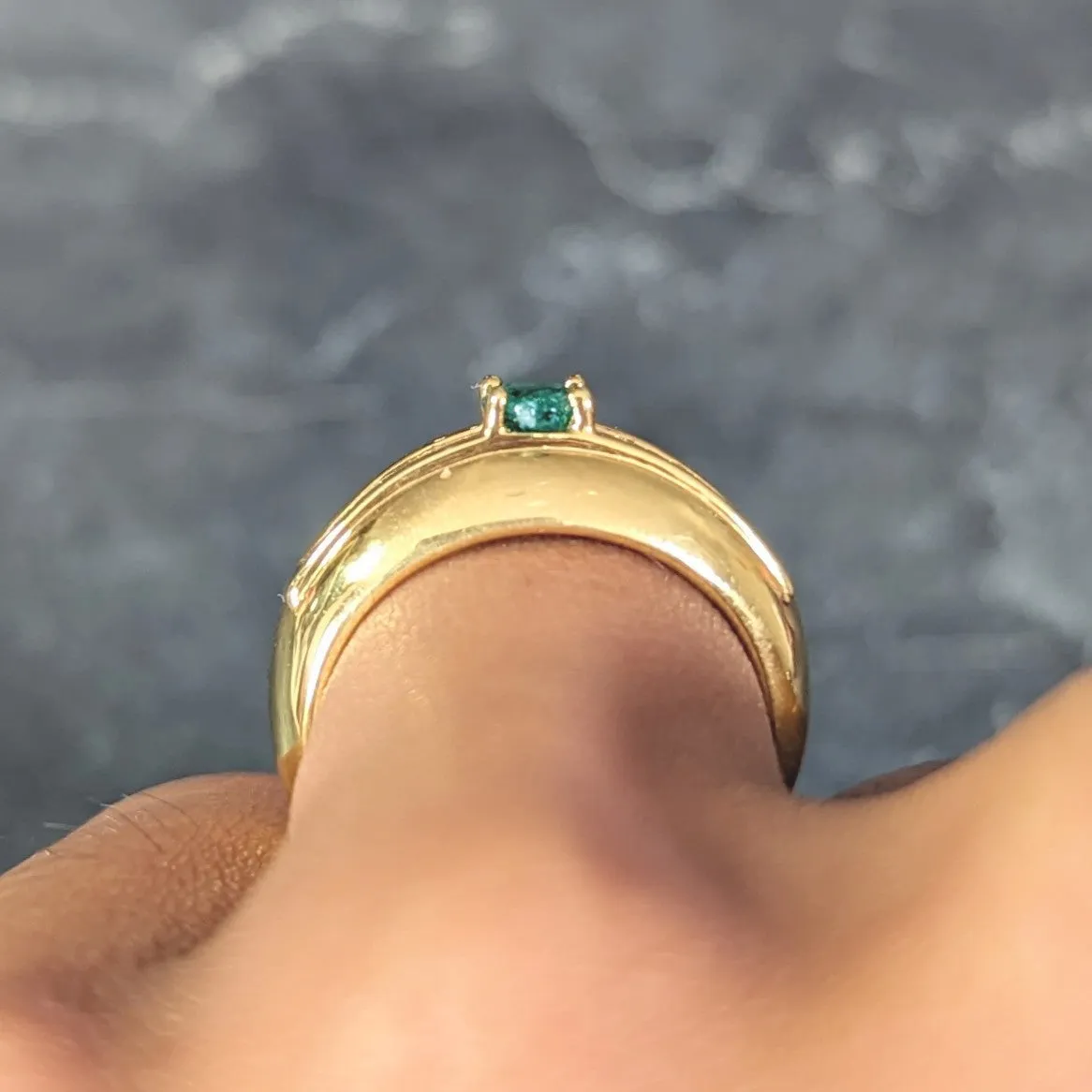 1980's 1.00 CTW Emerald Diamond 18 Karat Yellow Gold Vintage Gemstone Ring