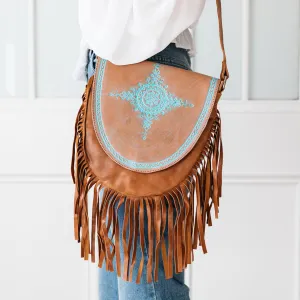 23929 Tahiti Crossbody - Distressed Tan