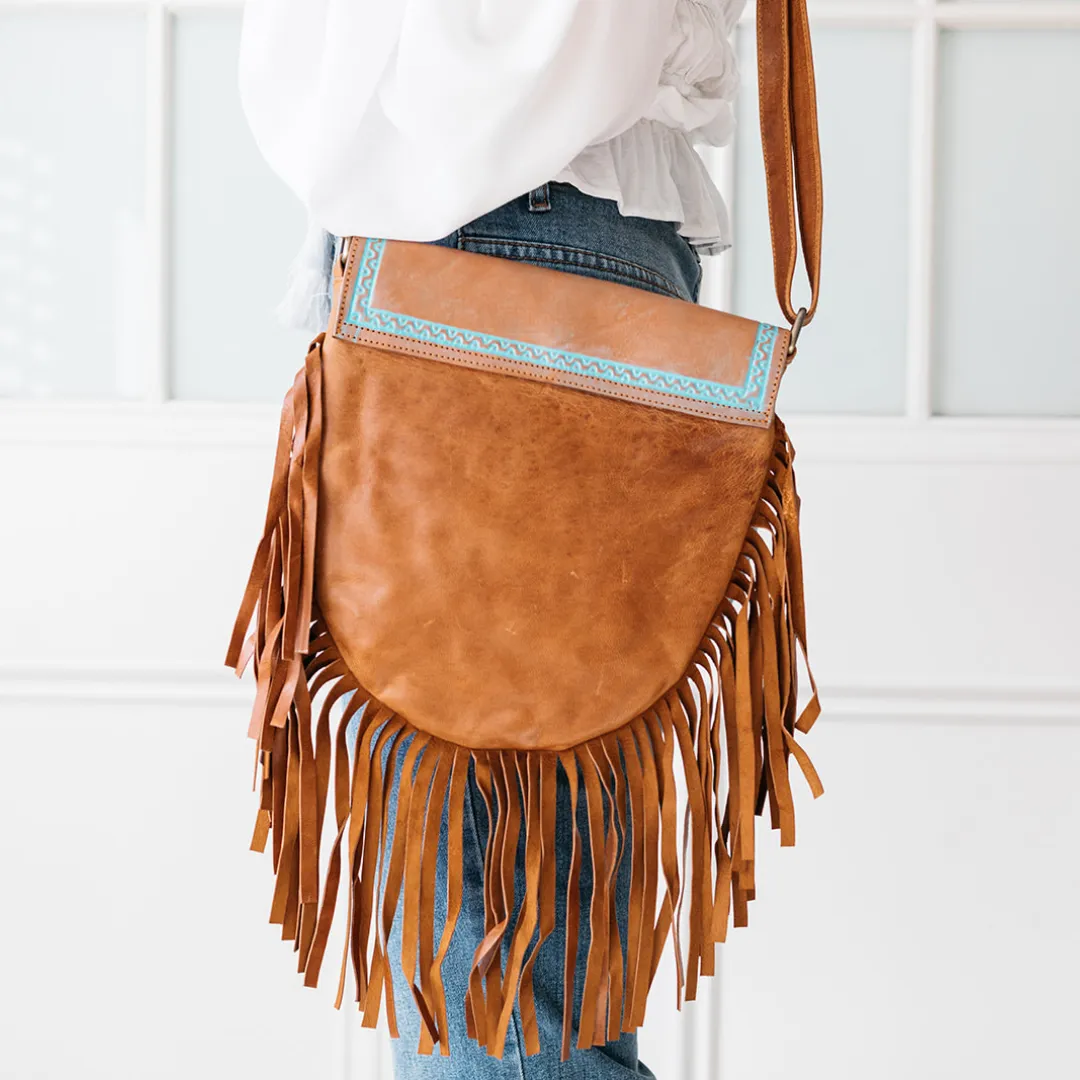 23929 Tahiti Crossbody - Distressed Tan