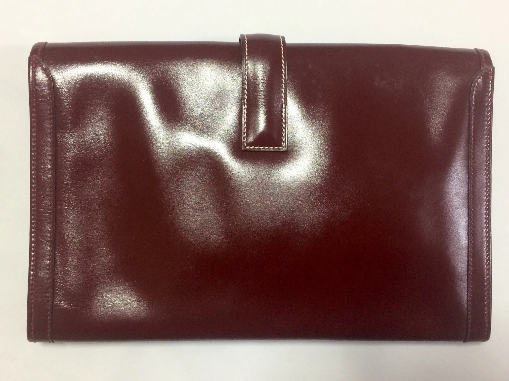 80's vintage HERMES jige, document case, dark wine, bordeaux boxcalf portfolio purse, iPad case. Classic and sophisticated style.