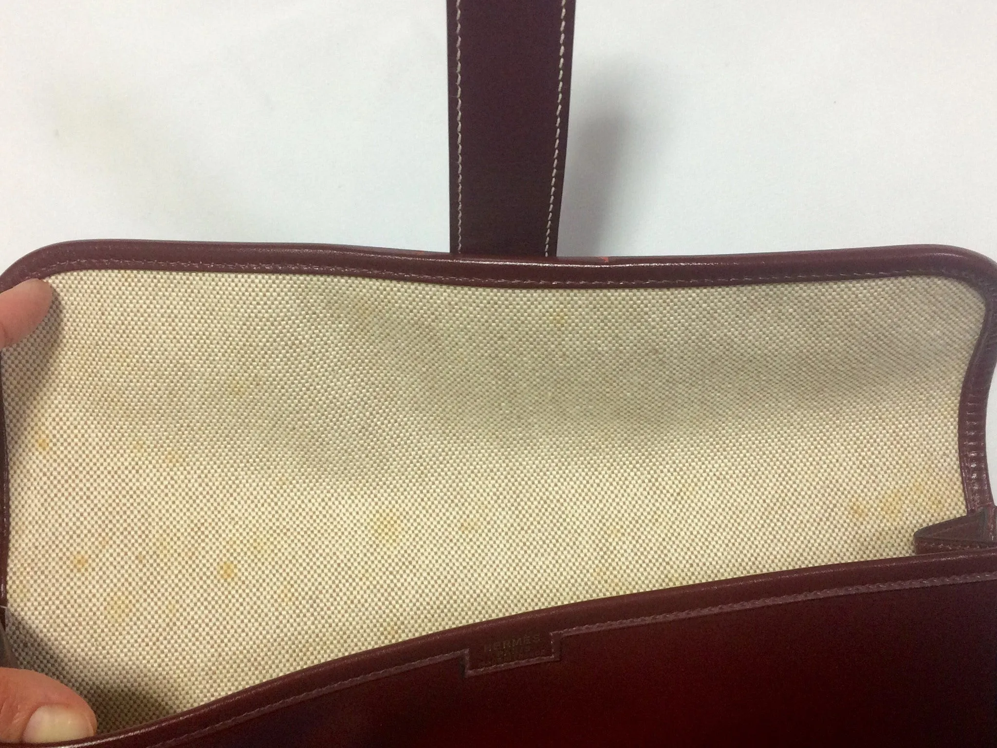 80's vintage HERMES jige, document case, dark wine, bordeaux boxcalf portfolio purse, iPad case. Classic and sophisticated style.