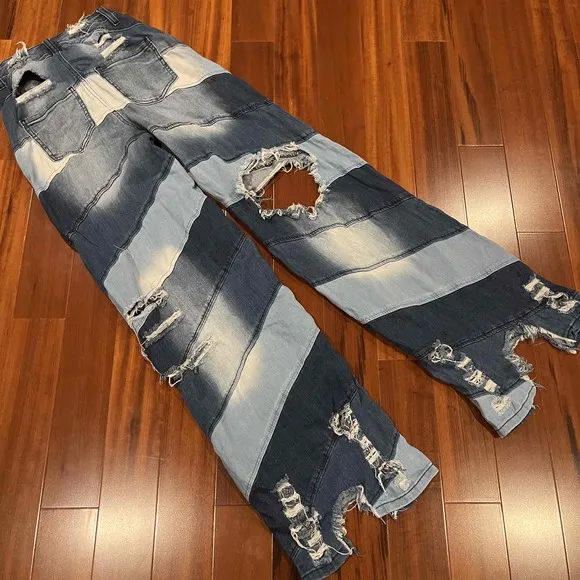 AKIRA Aphrodite Blue Jeans Distressed Ripped Wide Leg Patchwork Size 3 / 26