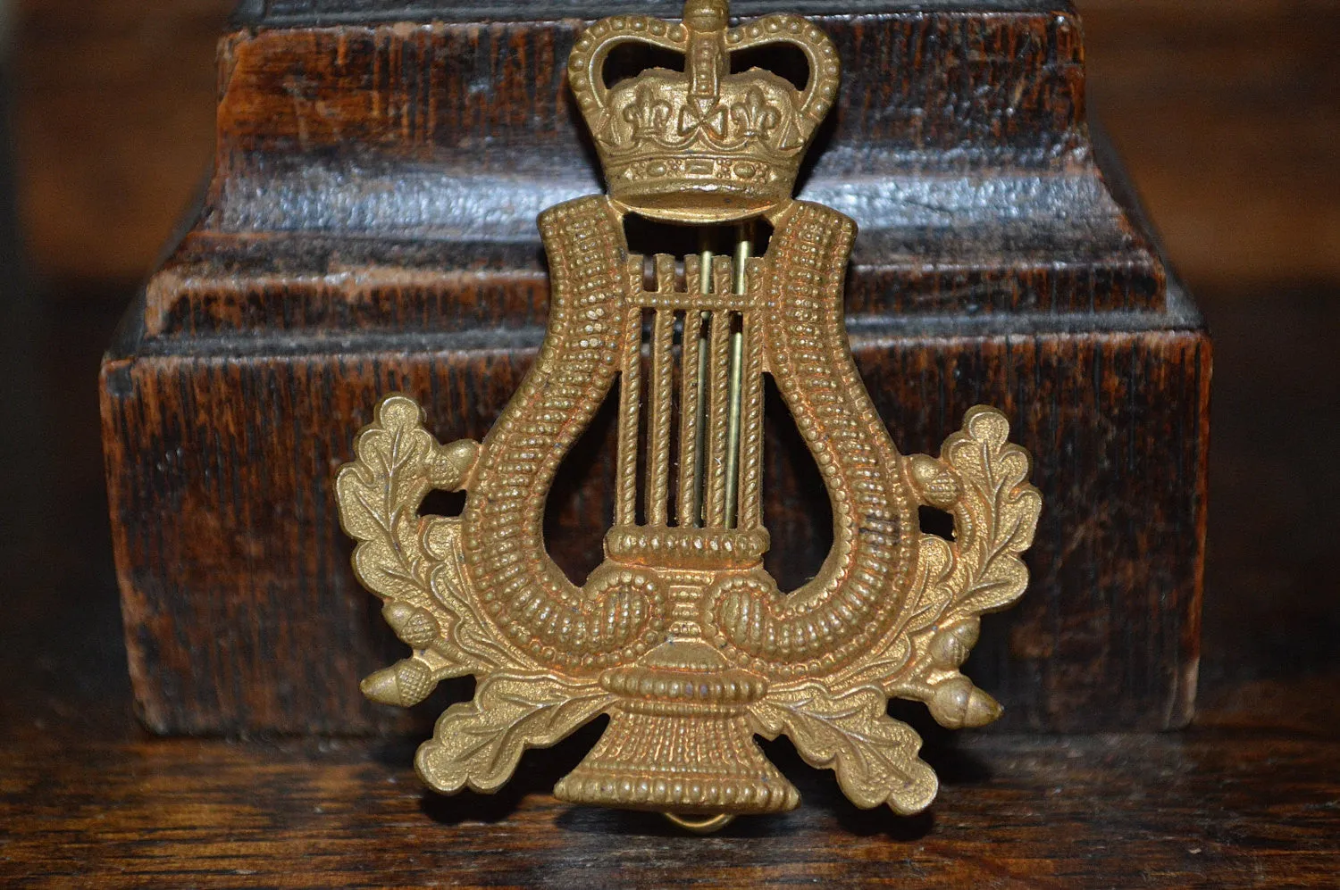 Antique English Royal Army Badge Musician Lyre and Crown