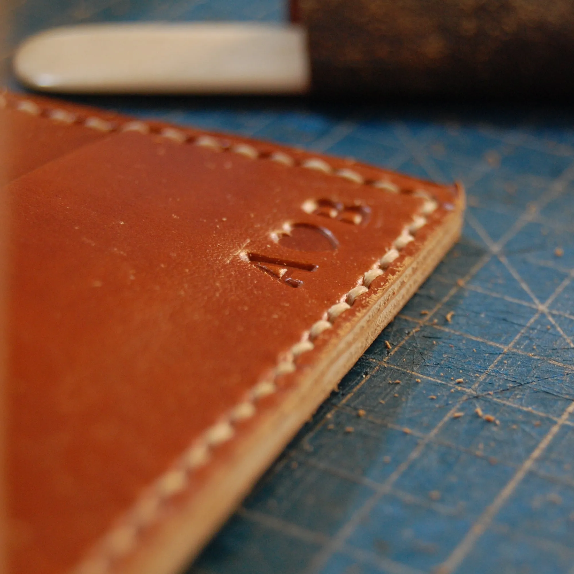 BIFOLD WALLET / BROWN