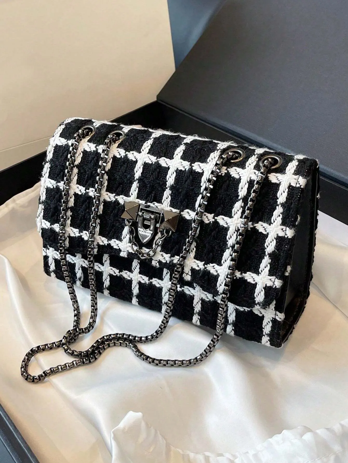 Black And White Houndstooth Shoulder Bag