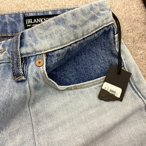 Blank NYC The Lexington Slim Straight Size 29 NWT