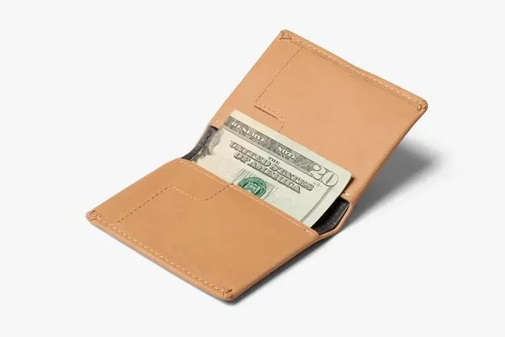 Cartera Slim Sleeve Tan