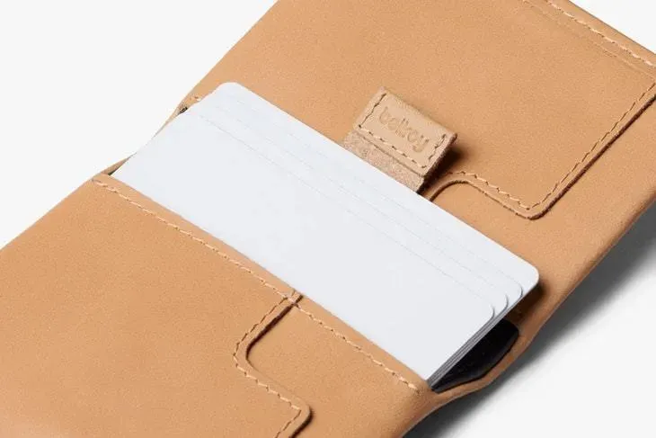Cartera Slim Sleeve Tan