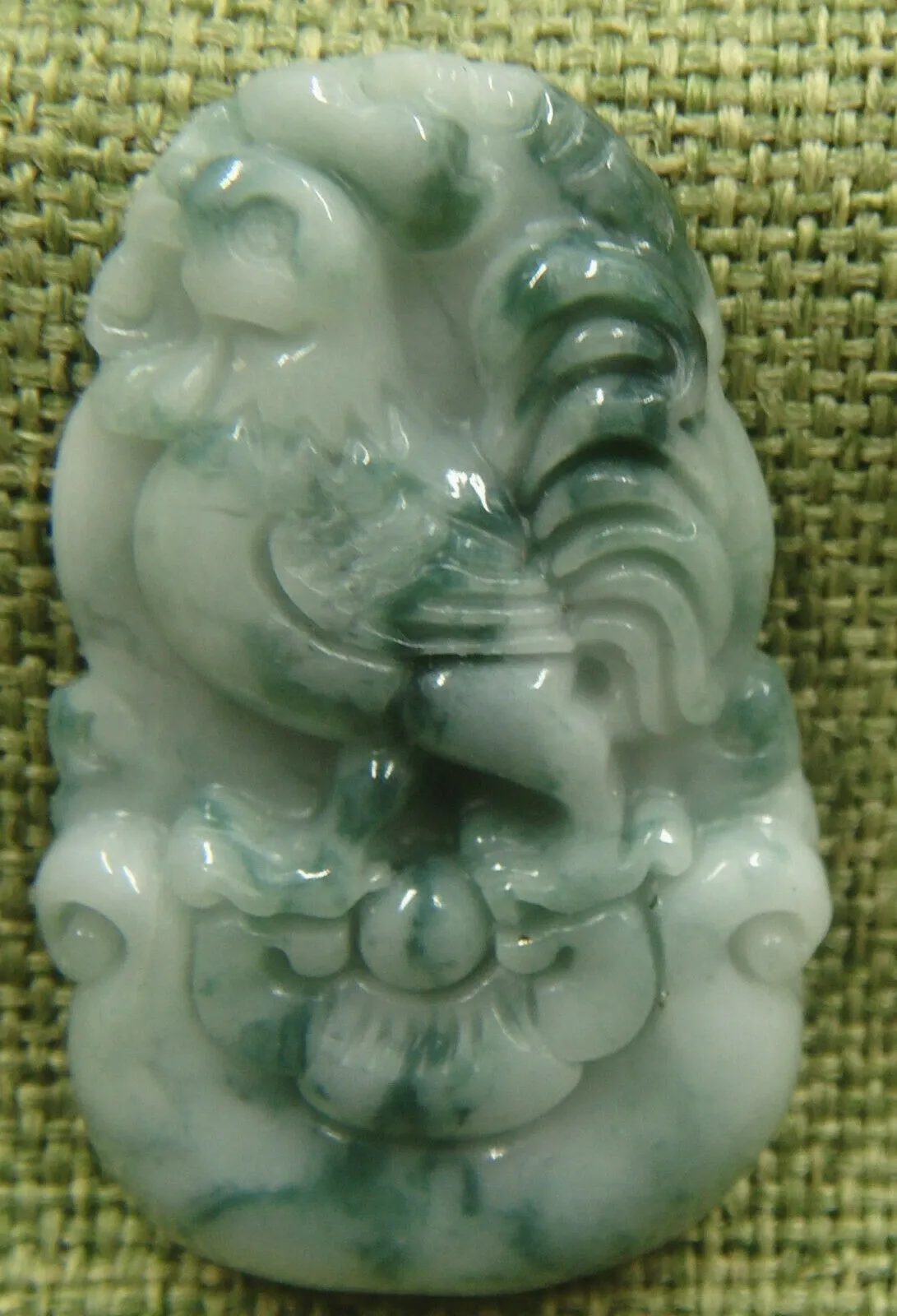 Certified Natural Jadeite Emerald A*Jade HandCarved Rooster Pendant C1938 with Gift Box