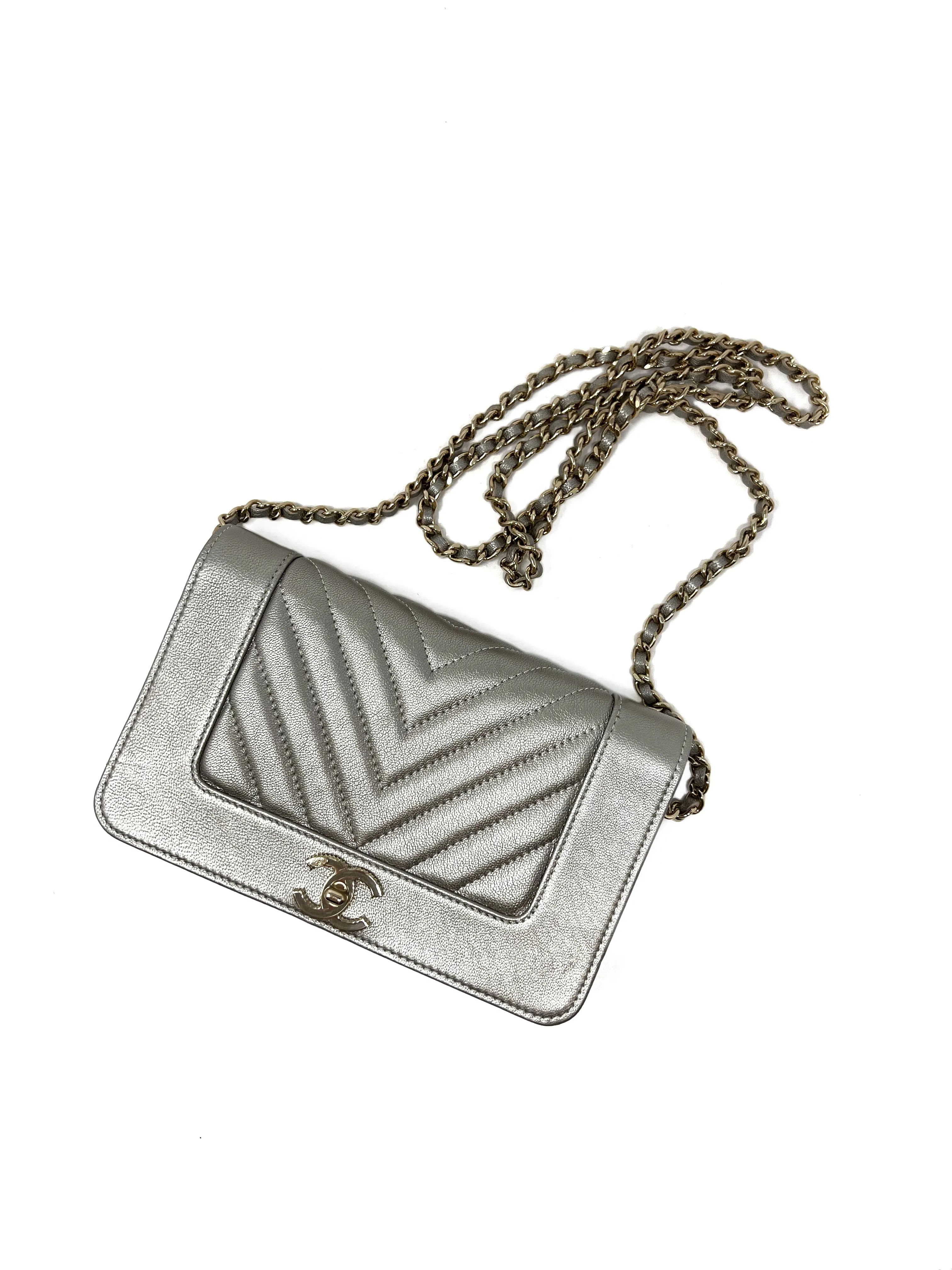 Chanel '17-'18 'Mademoiselle Vintage' Chevron WOC