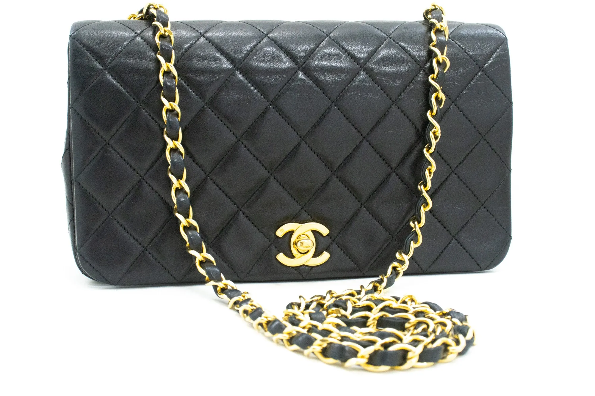 CHANEL Full Flap Chain Shoulder Bag Crossbody Black Quilted Lamb n22