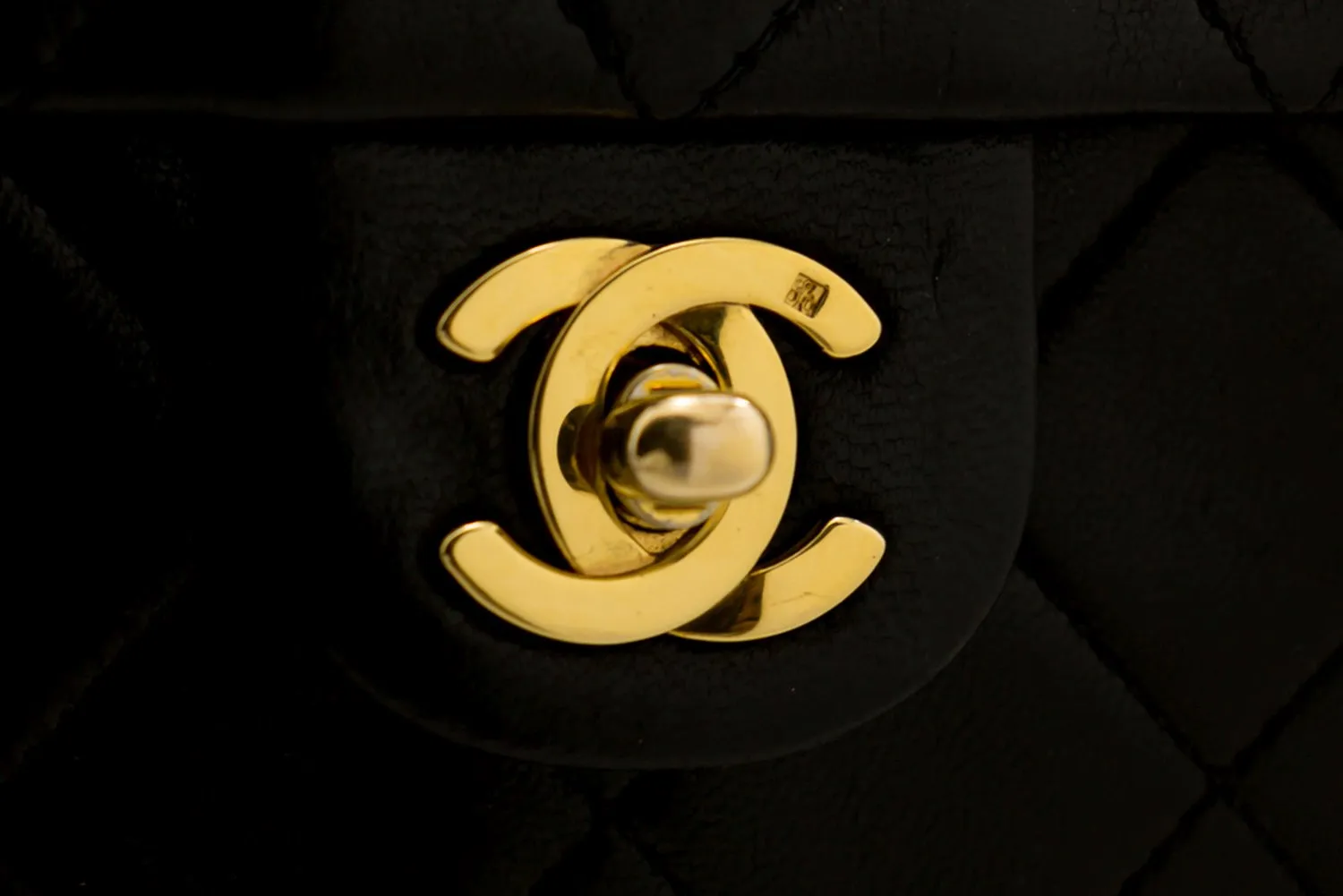 CHANEL Mini Square Small Chain Shoulder Bag Crossbody Black Quilt f77