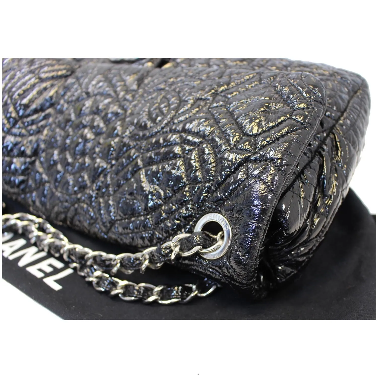 CHANEL Quilted Pattern Jumbo Single Flap Bag Black
