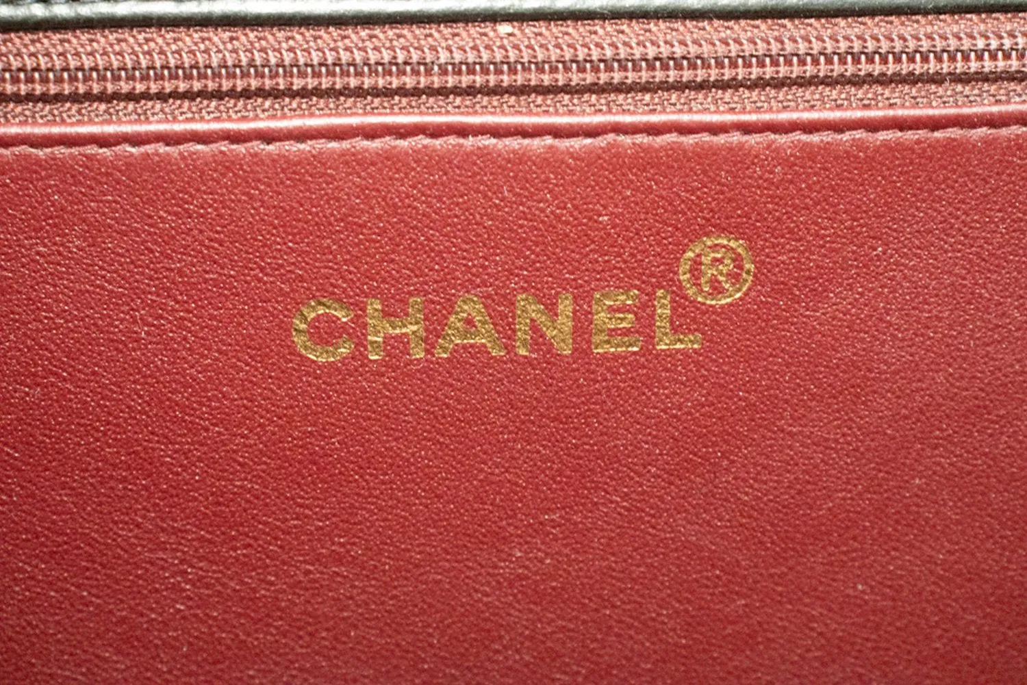 CHANEL Small Chain Shoulder Bag Clutch Black Quilted Flap Lambskin n26