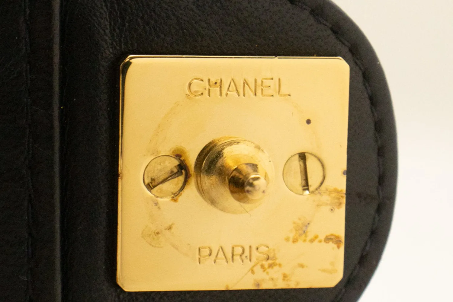 CHANEL Small Chain Shoulder Bag Clutch Black Quilted Flap Lambskin n26