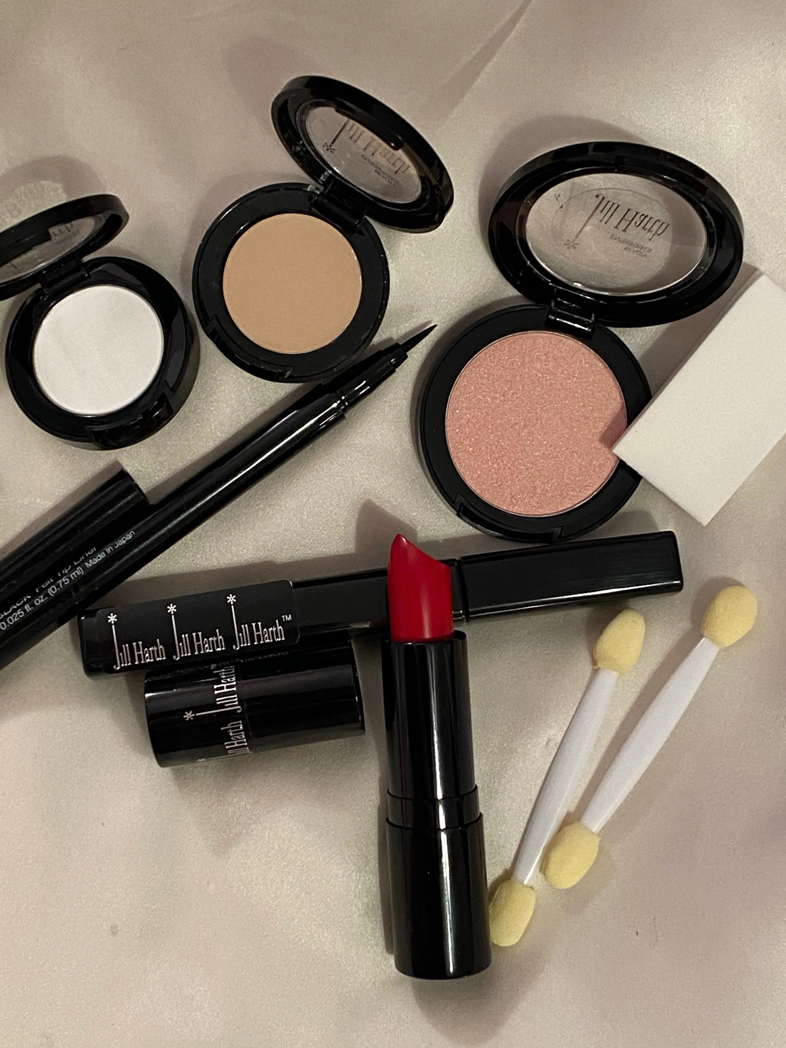 Channeling Marilyn ZOOM Makeup Collection ~for Glamour Girls