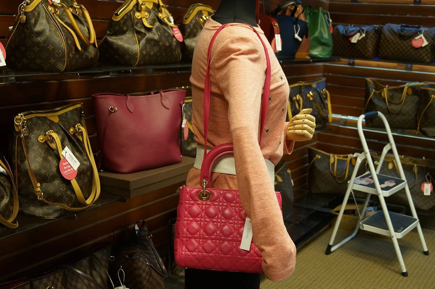 CHRISTIAN DIOR Bag - Cannage Pink Lambskin Lady Dior Bag