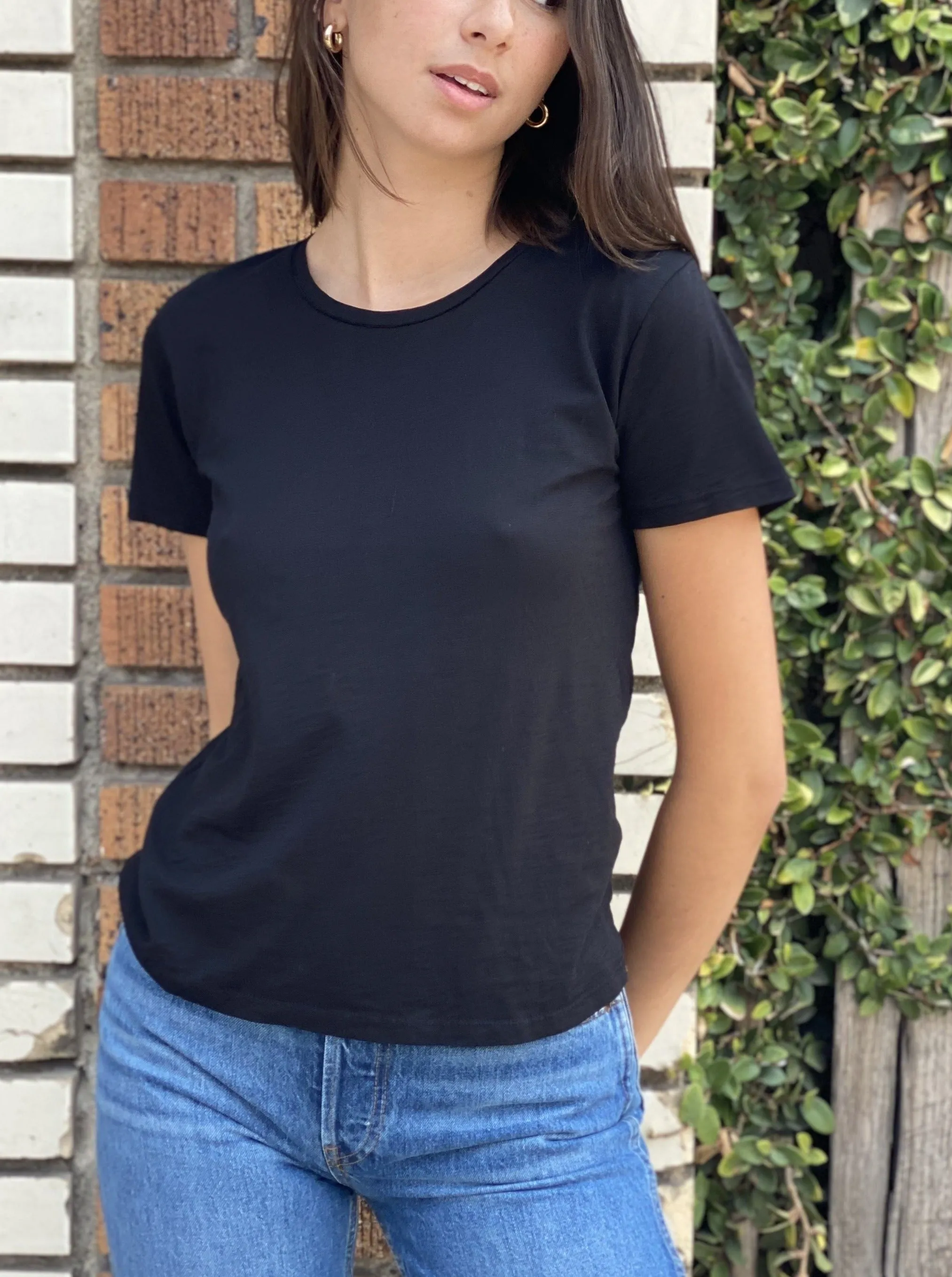 Classic Crewneck Tee in Supima Slub - Black
