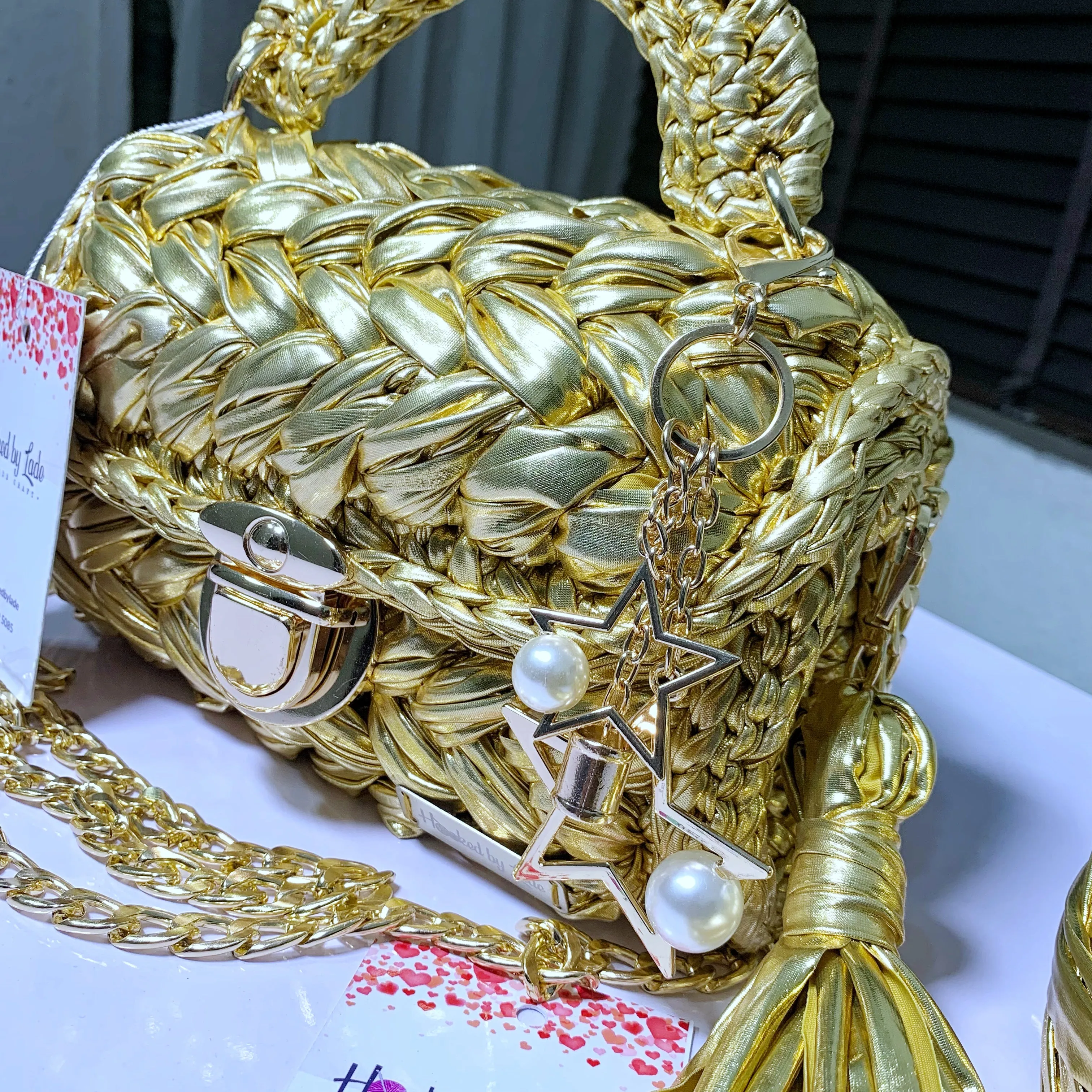 Comfort Golden Bag
