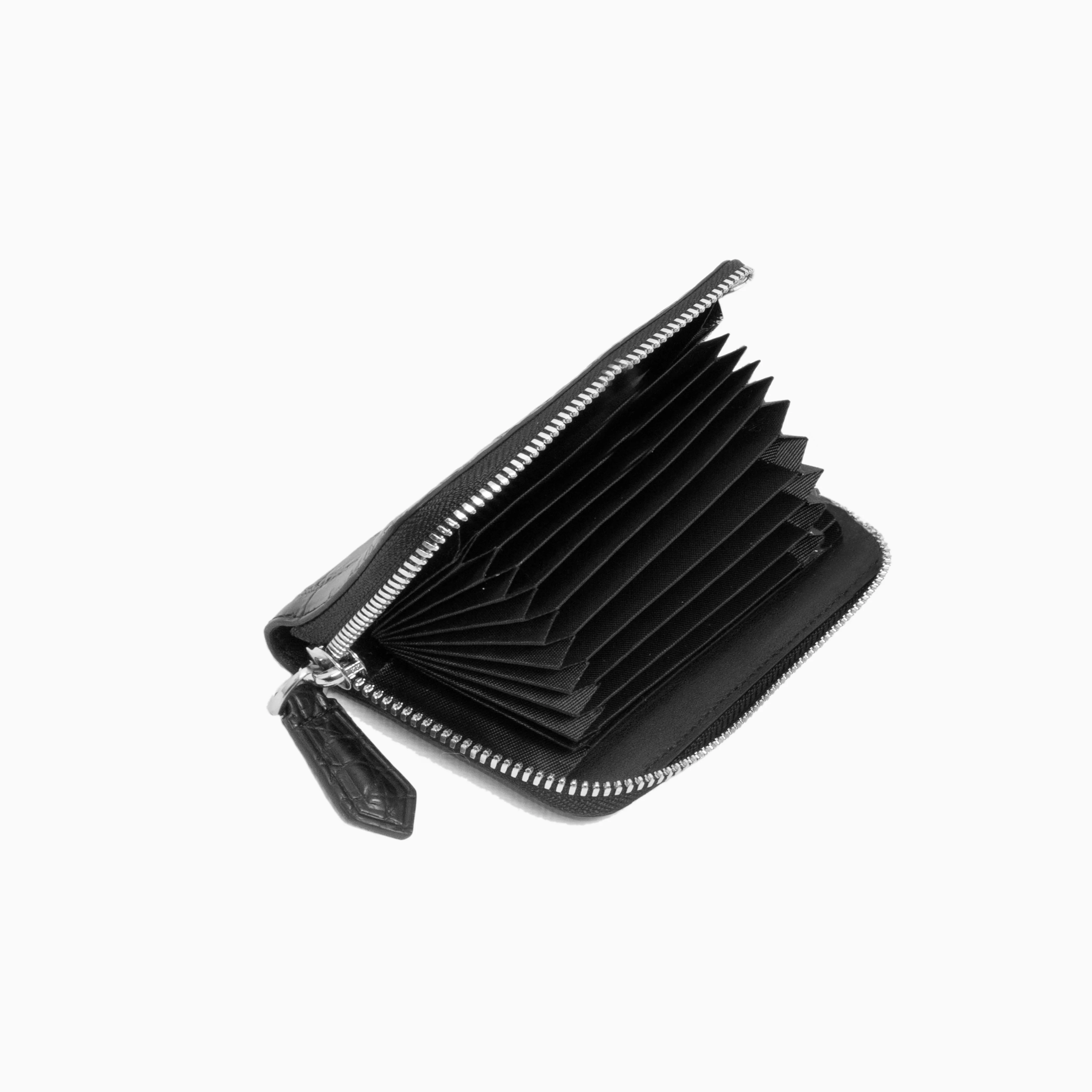 Crocodile Shiny Leather Zipper Wallet