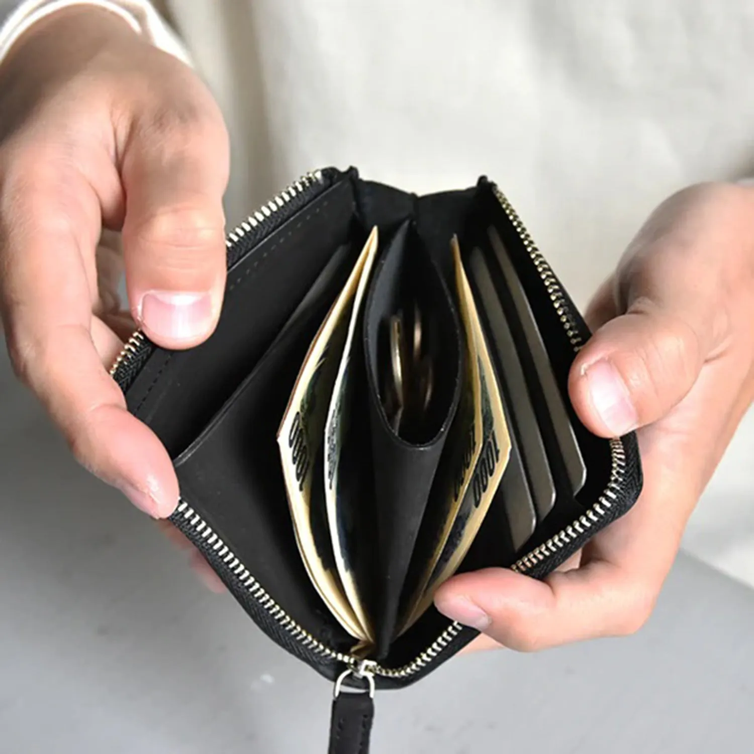 CRONY. | クルニー　【TATUM】Half Zip Wallet Small
