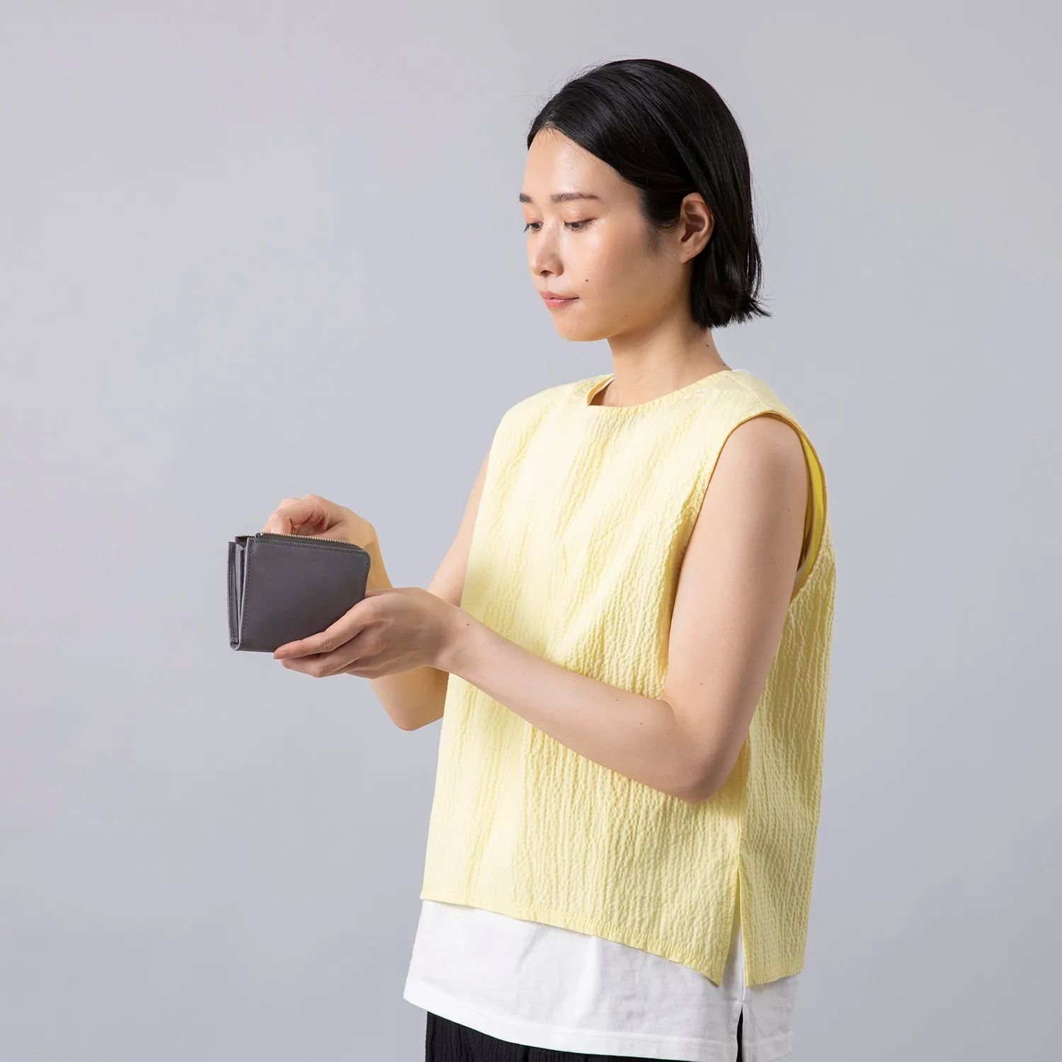 CRONY. | クルニー　【TATUM】Half Zip Wallet Small