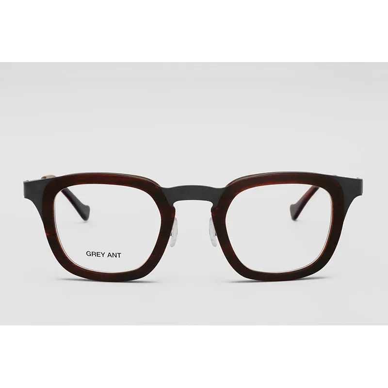 DIETER: AMBER TORTOISE