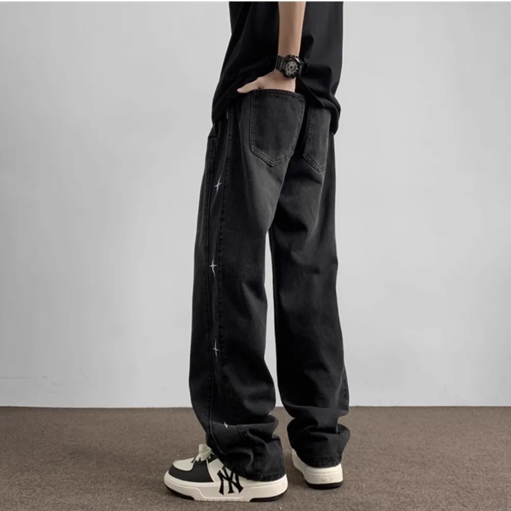 Distressed Side Star Embroidery Jeans