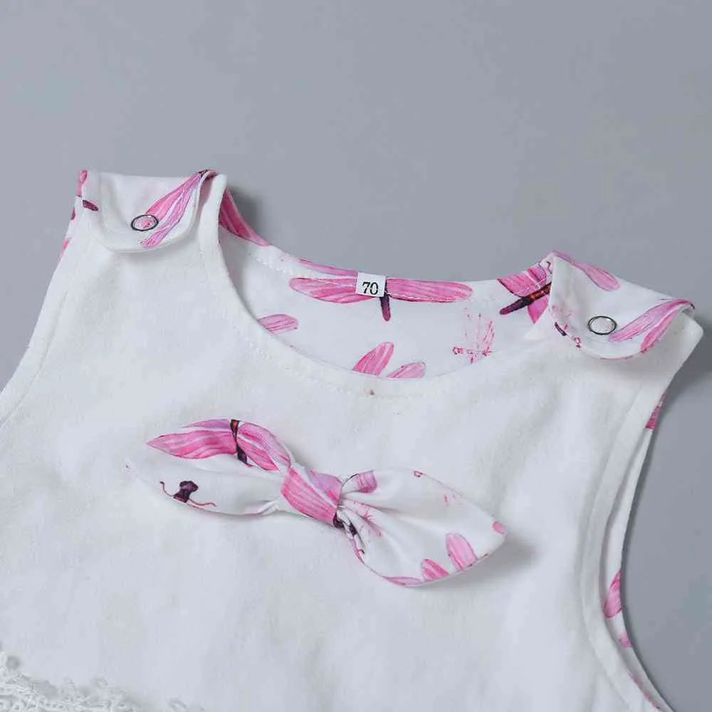 Dragonfly Print Round Neck Sleeveless Jumpsuit