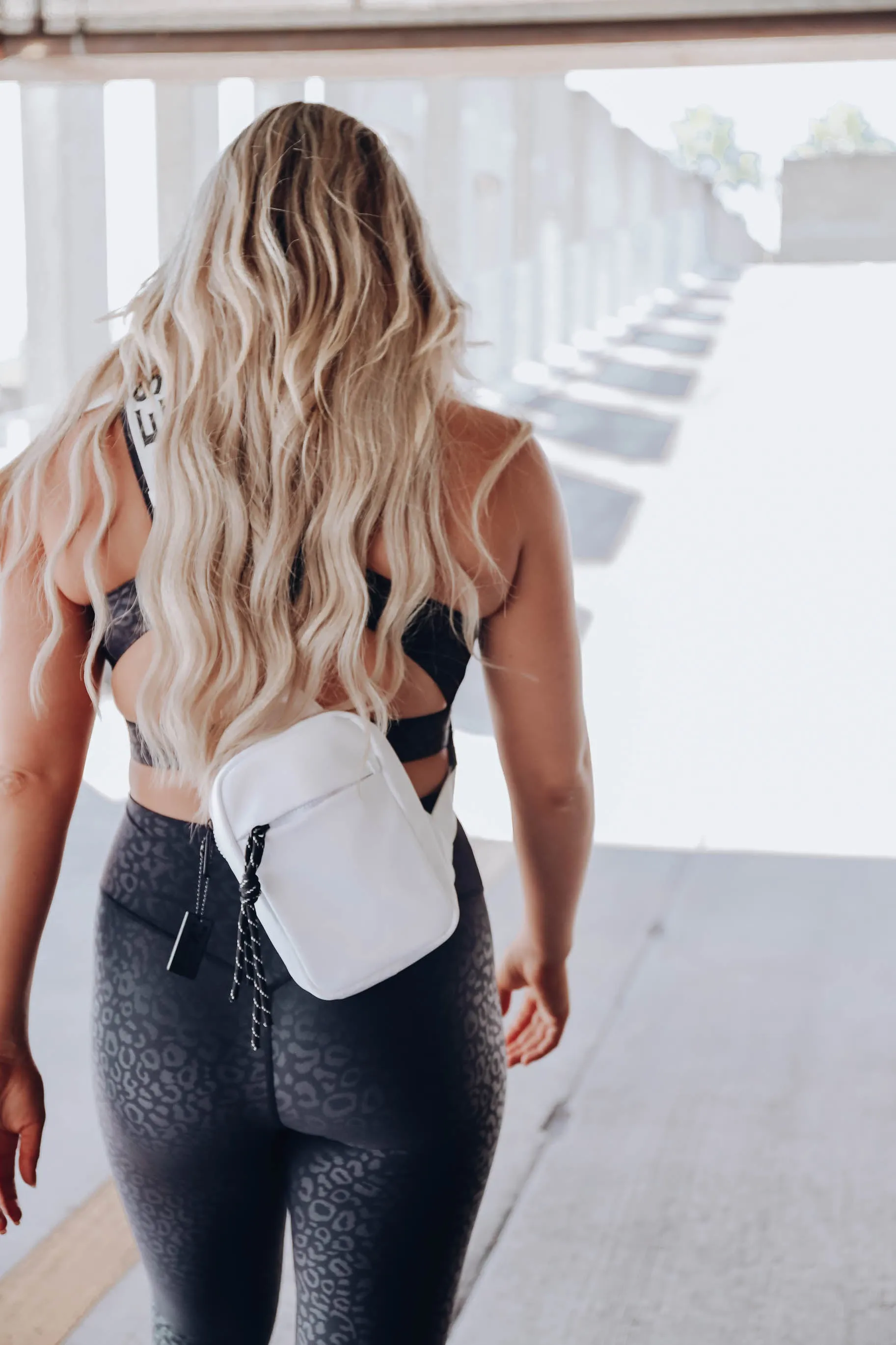 Elena Crossbody By Vintage Havana - White