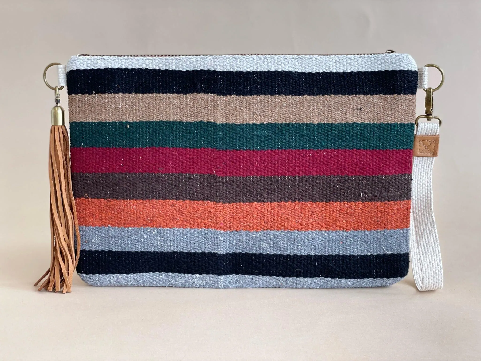 Estepona Clutch Desert Tan