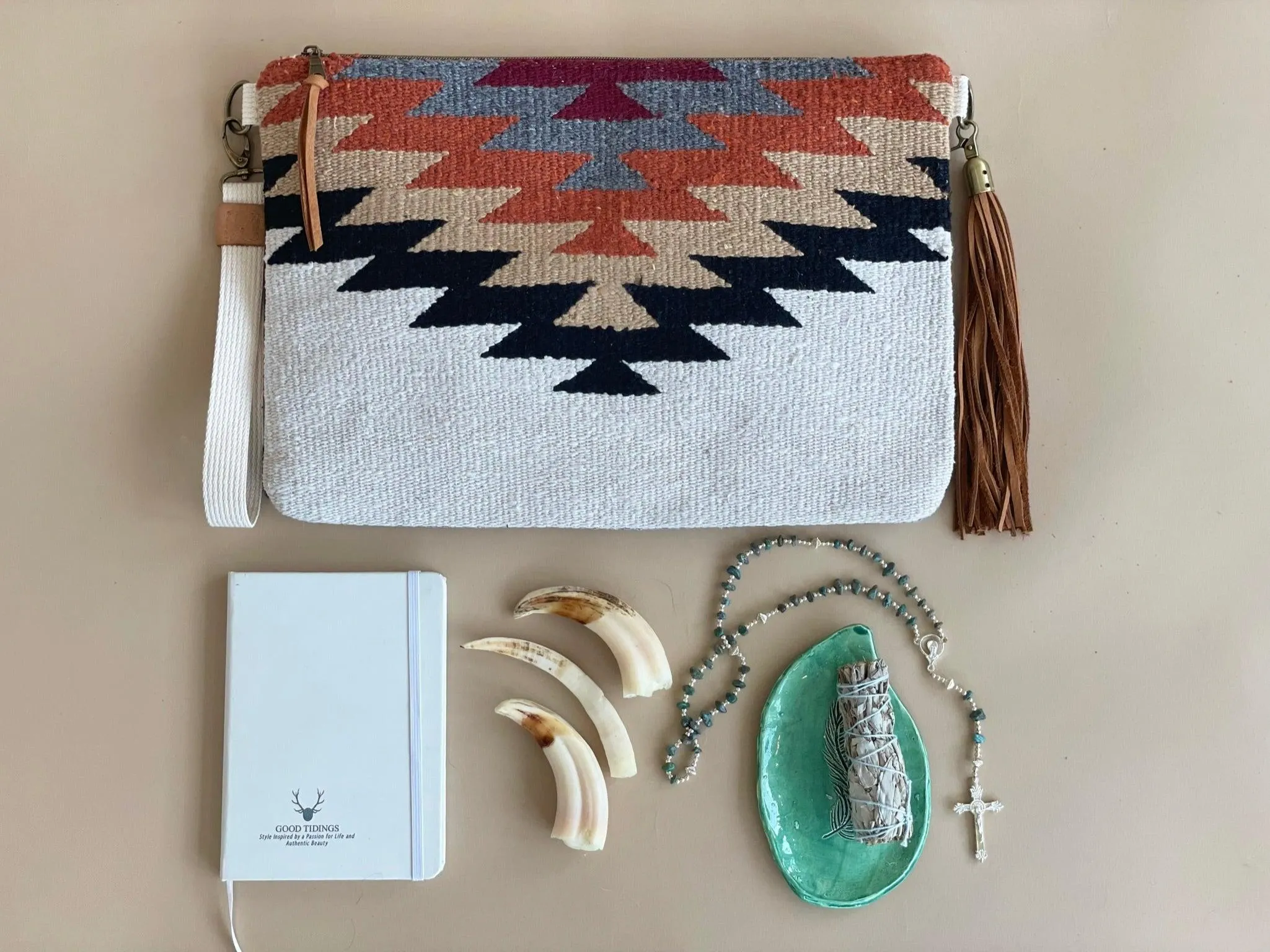 Estepona Clutch Desert Tan