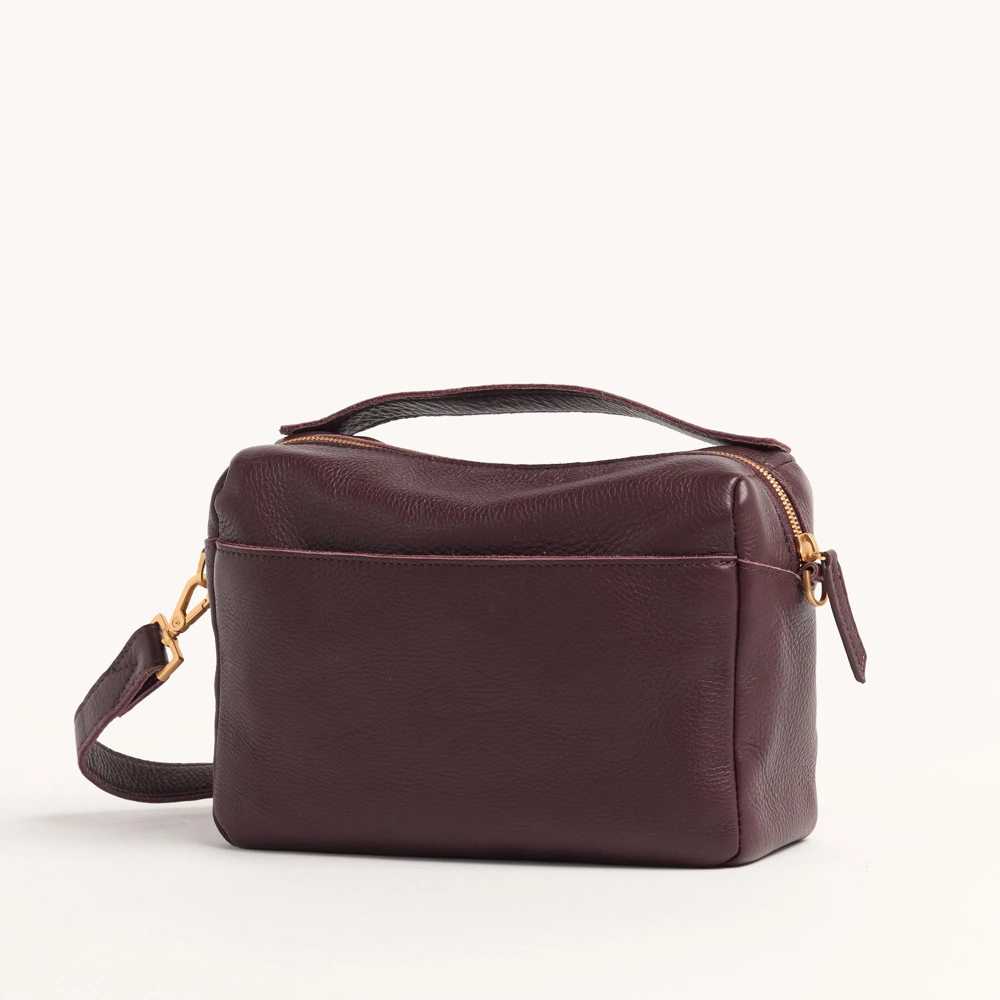 Evan Crossbody | Cabernet Pebble/Brushed Gold | Med