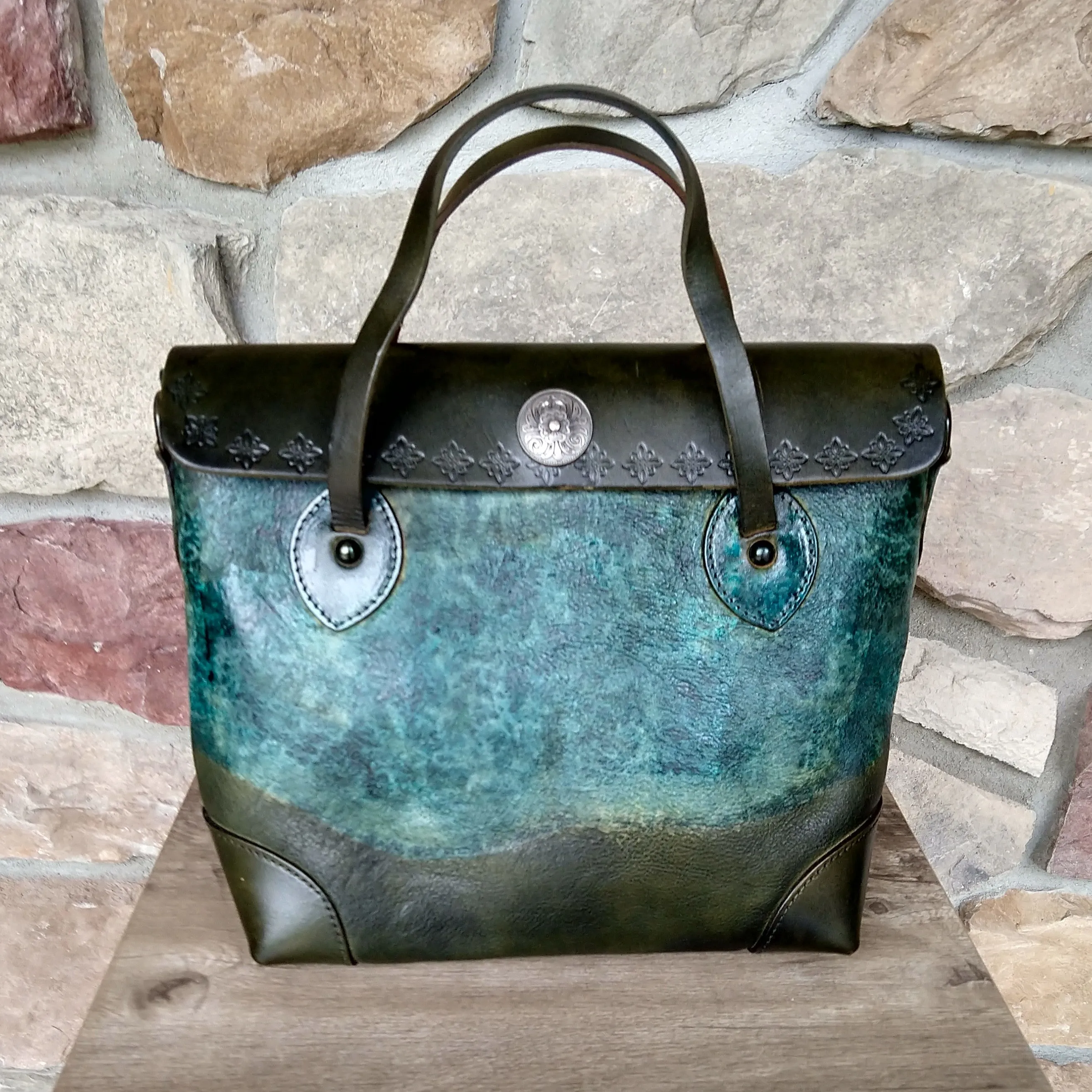 Evelyn Tote (2 colors)