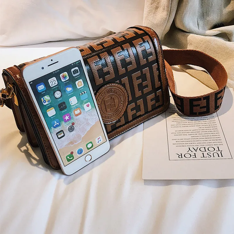 Fashion Letter One Shoulder Slung Small Square Bag