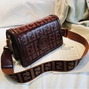 Fashion Letter One Shoulder Slung Small Square Bag