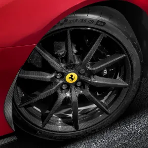 Ferrari SF90 20'' Carbon Fiber Wheel
