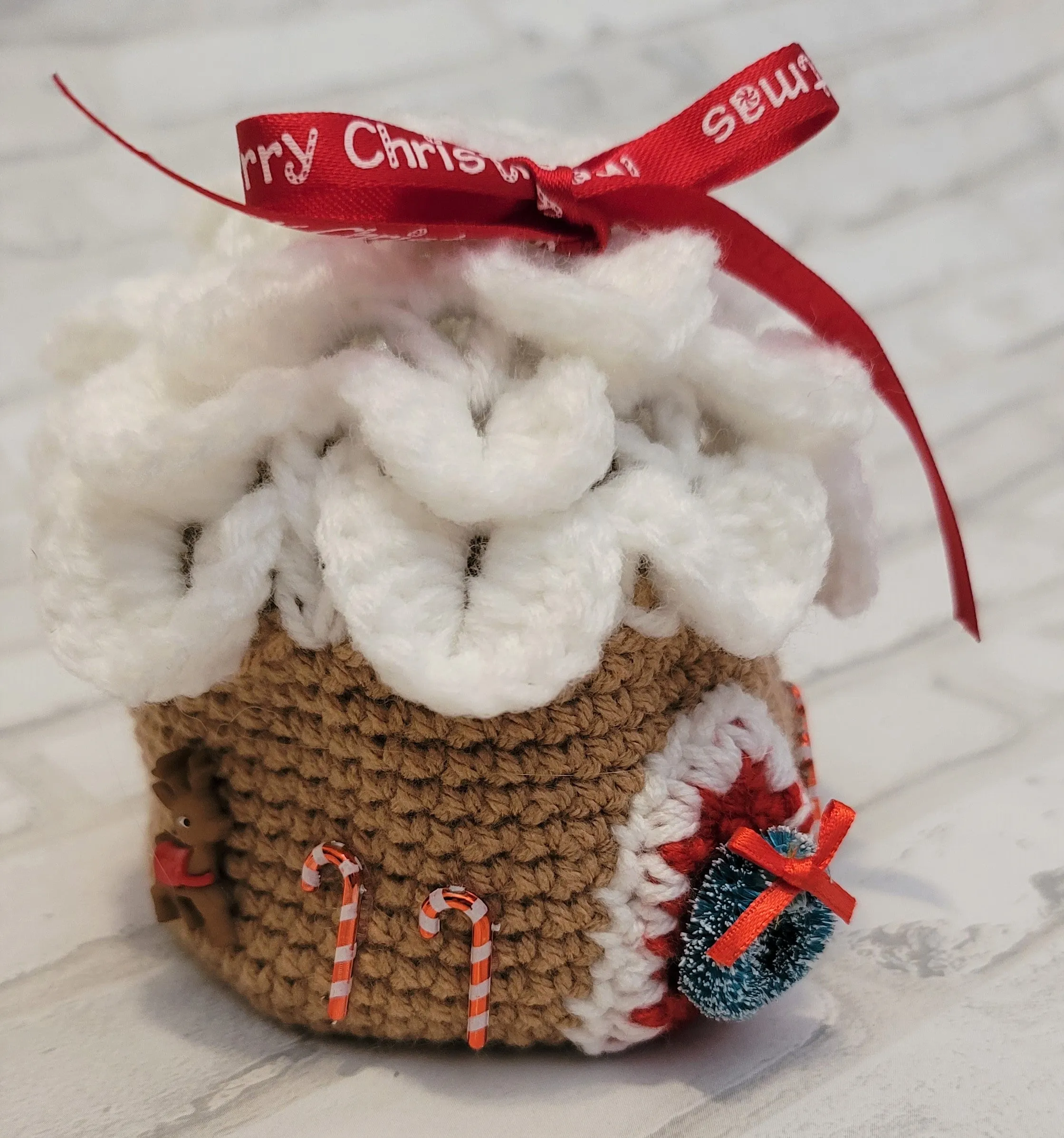Gingerbread House Gift Bag Crochet Pattern