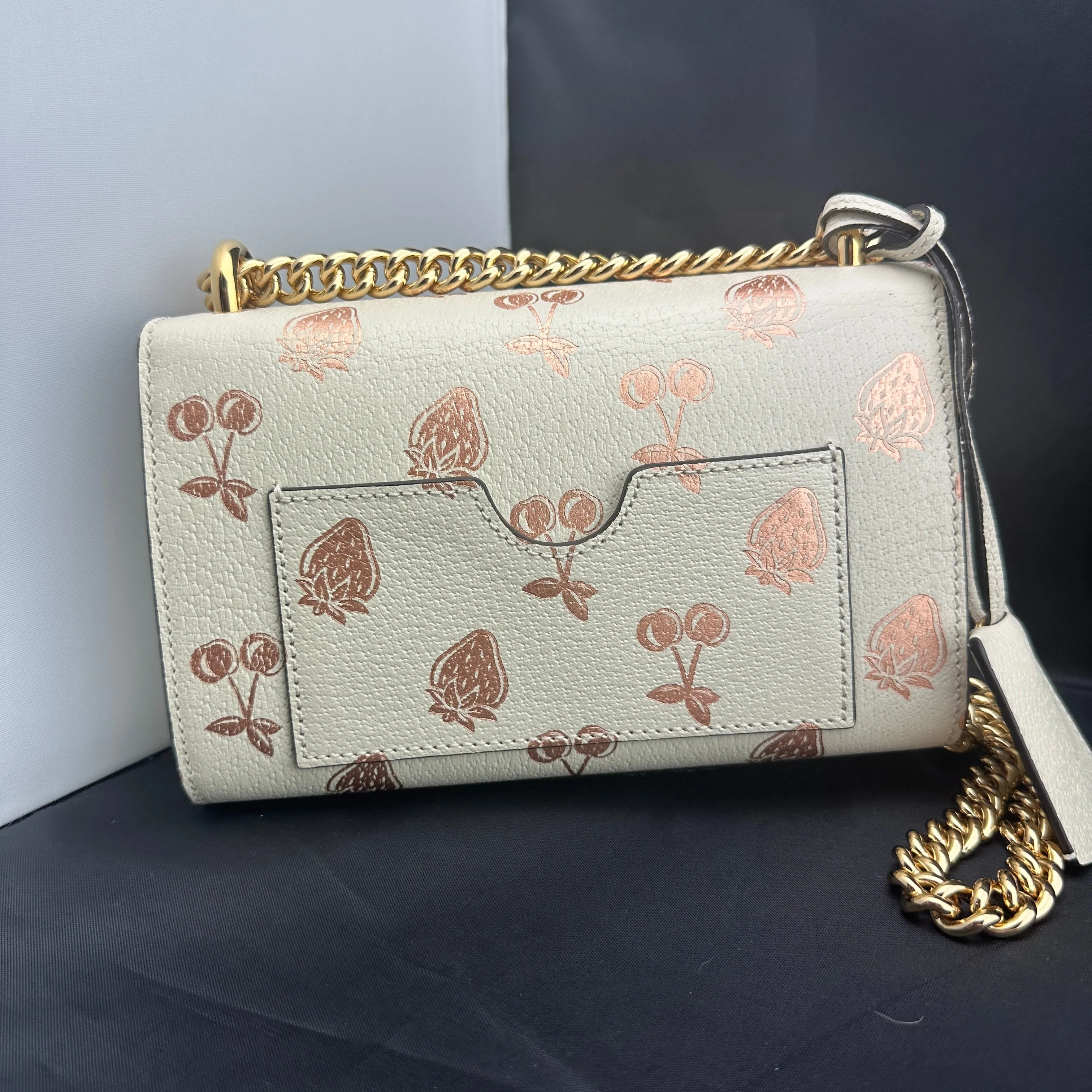 Gucci Berry Padlock Small Shoulder Bag
