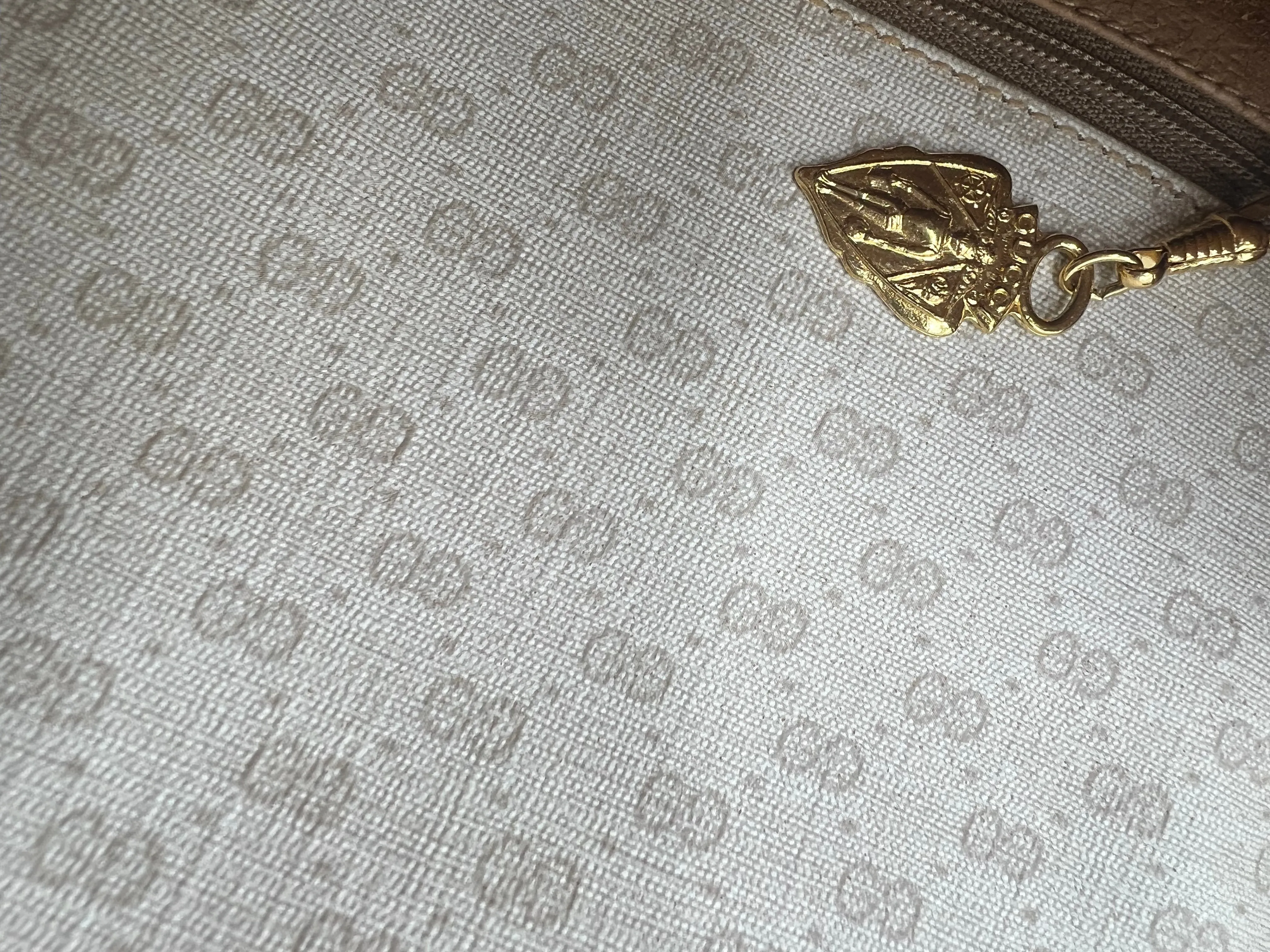 Gucci Cream Tan Vintage GG Crossbody Shoulder Bag