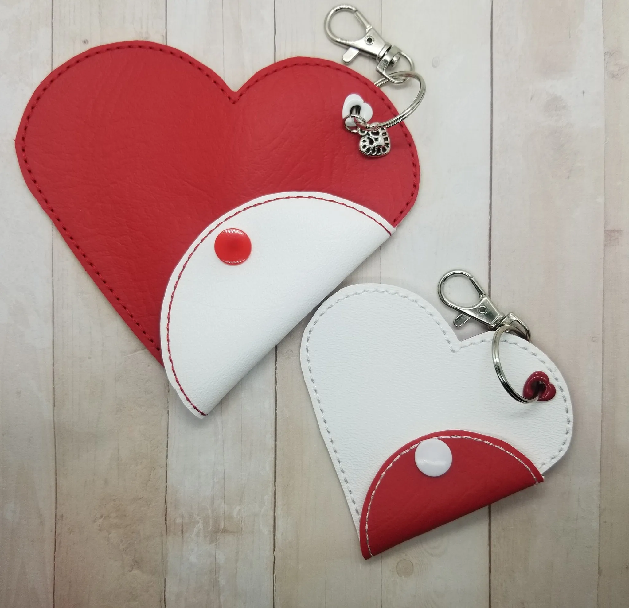 Heart Snap ITH Pouch machine embroidery design DIGITAL DOWNLOAD