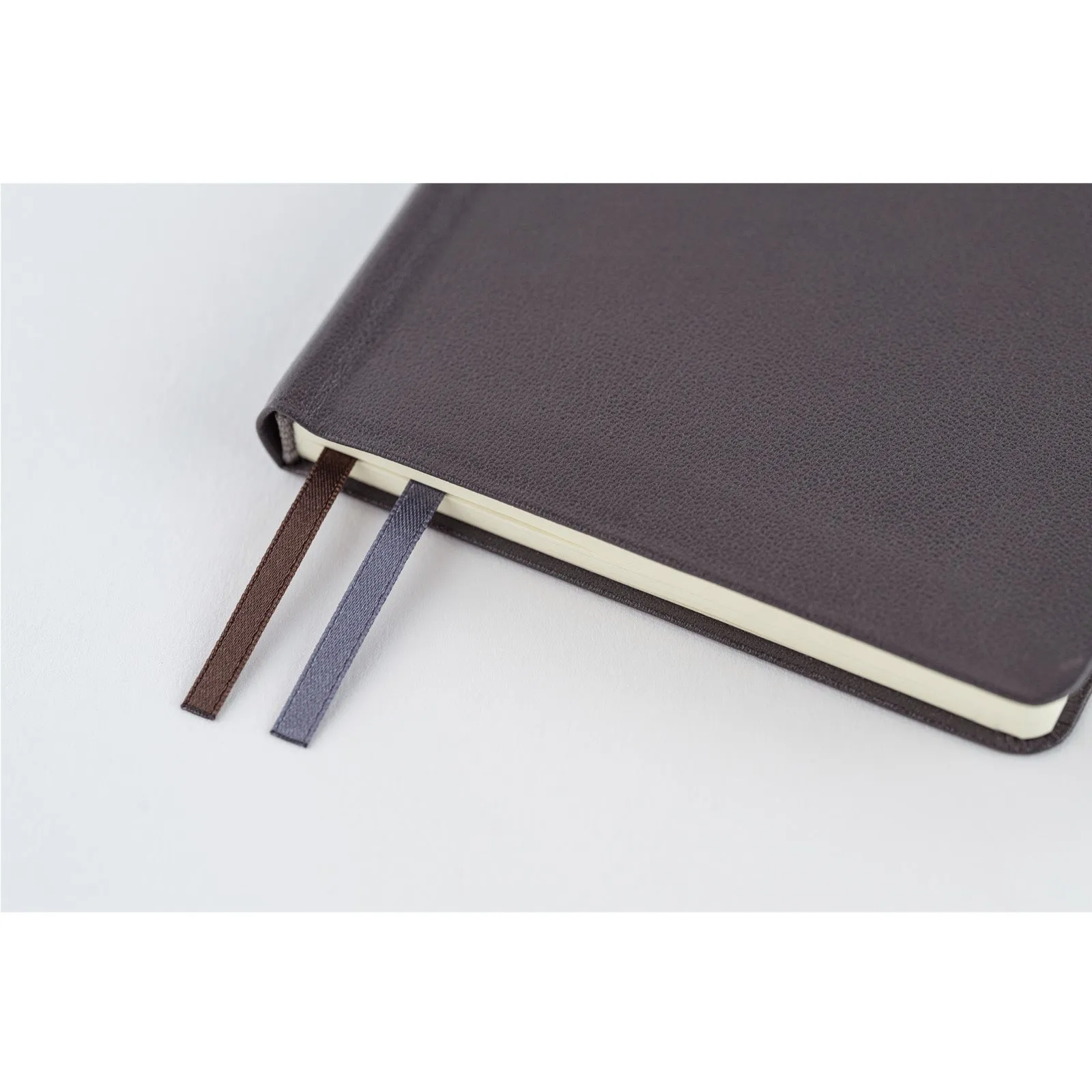 [Hobonichi 2025] Weeks Leather // Steel Gray (English)