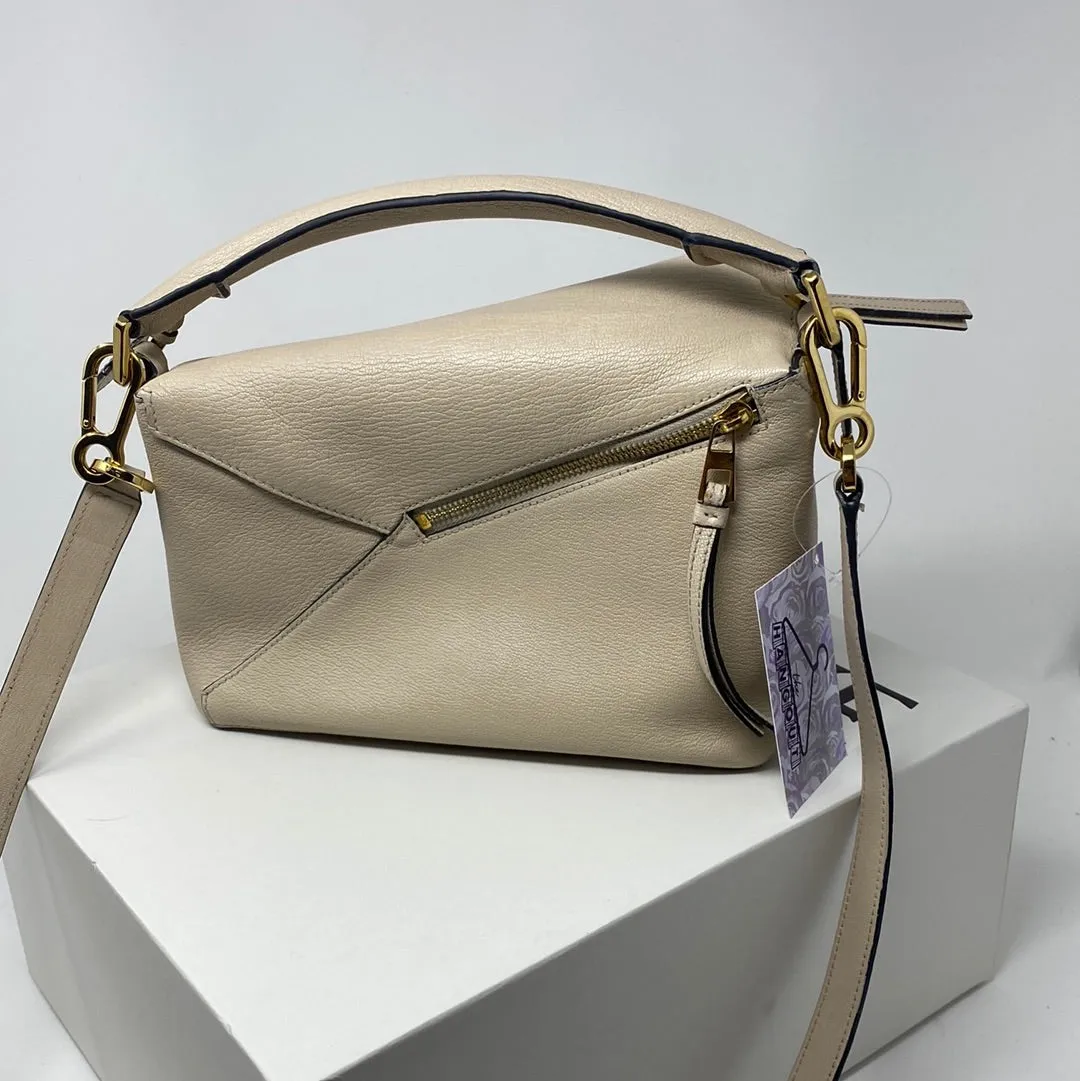 Loewe Puzzle Edge Bag Angora