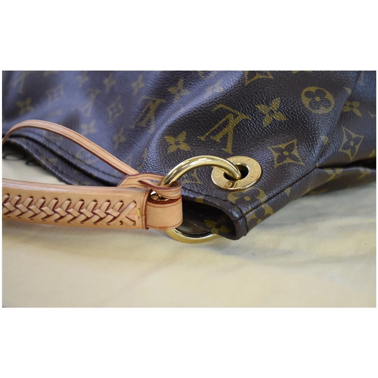LOUIS VUITTON Artsy MM Monogram Canvas Shoulder Bag Brown