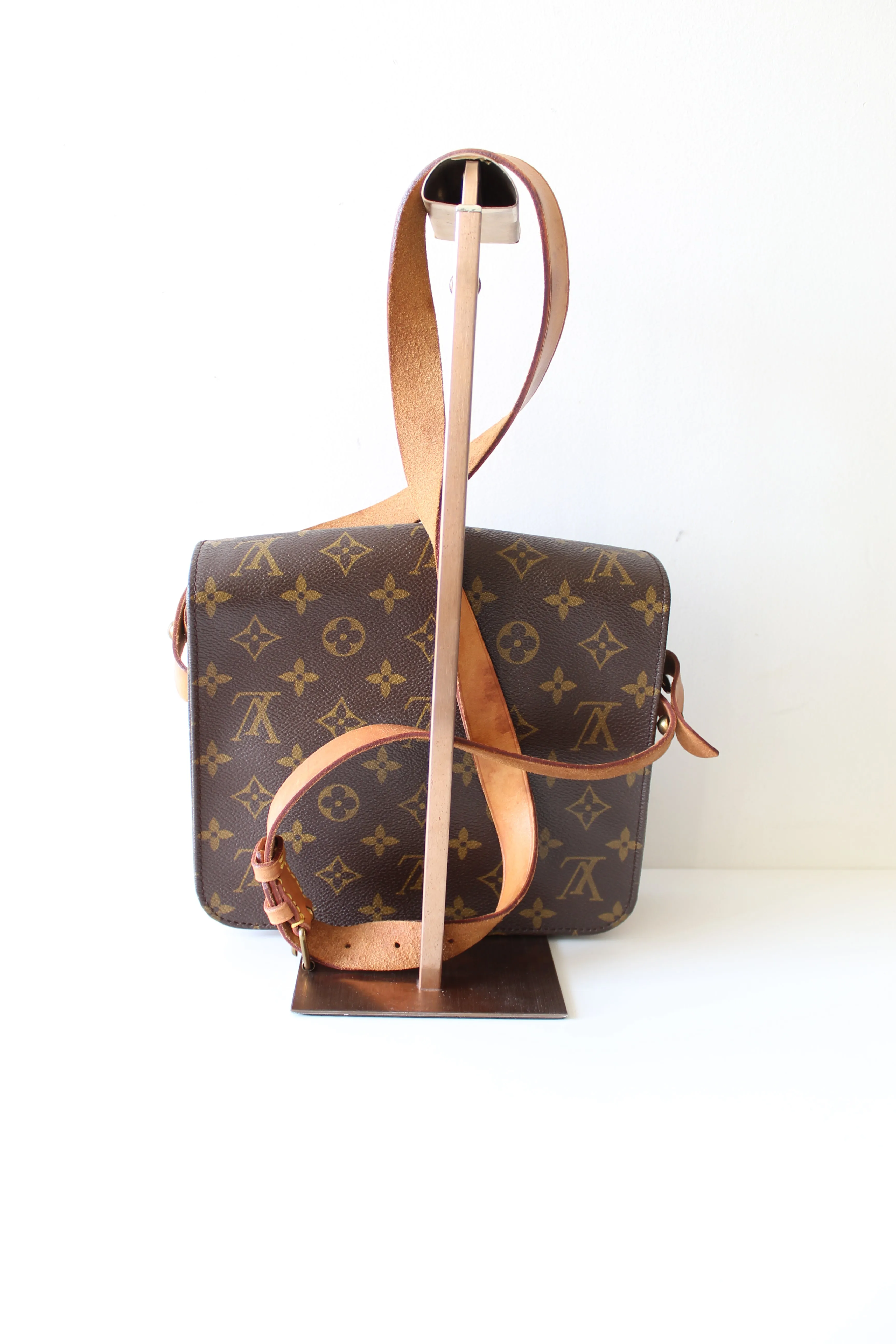 Louis Vuitton Cartouciere MM