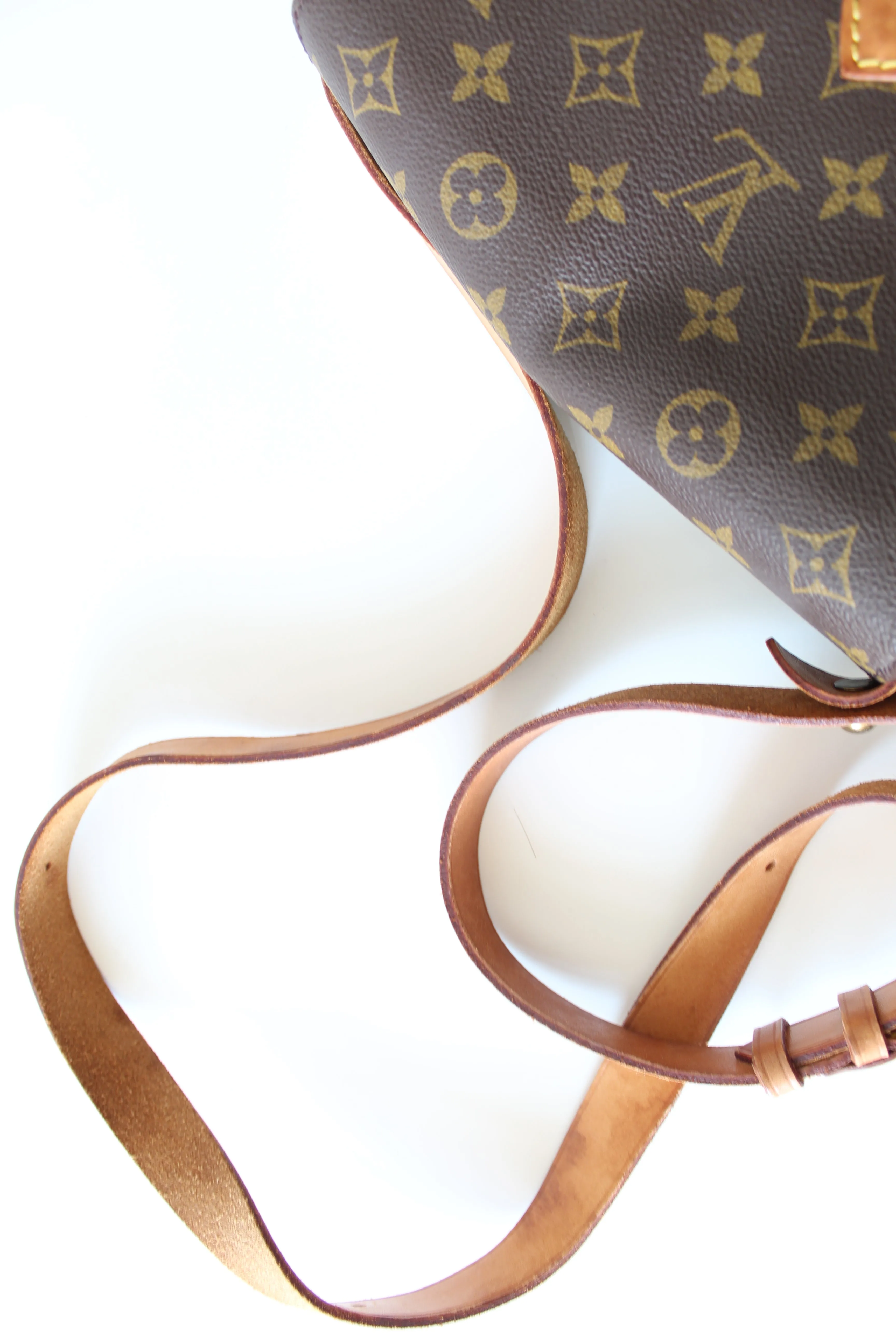 Louis Vuitton Cartouciere MM