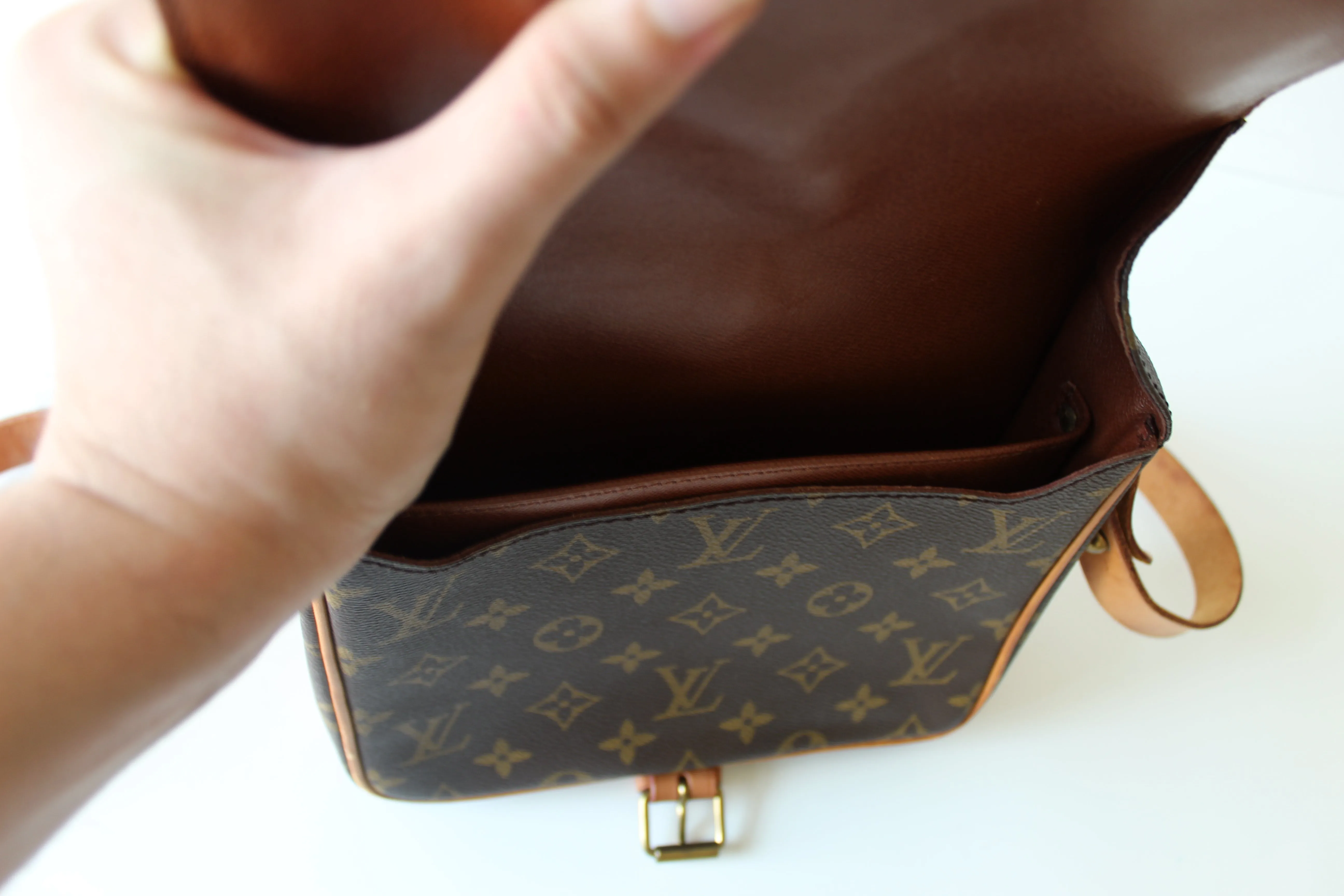 Louis Vuitton Cartouciere MM