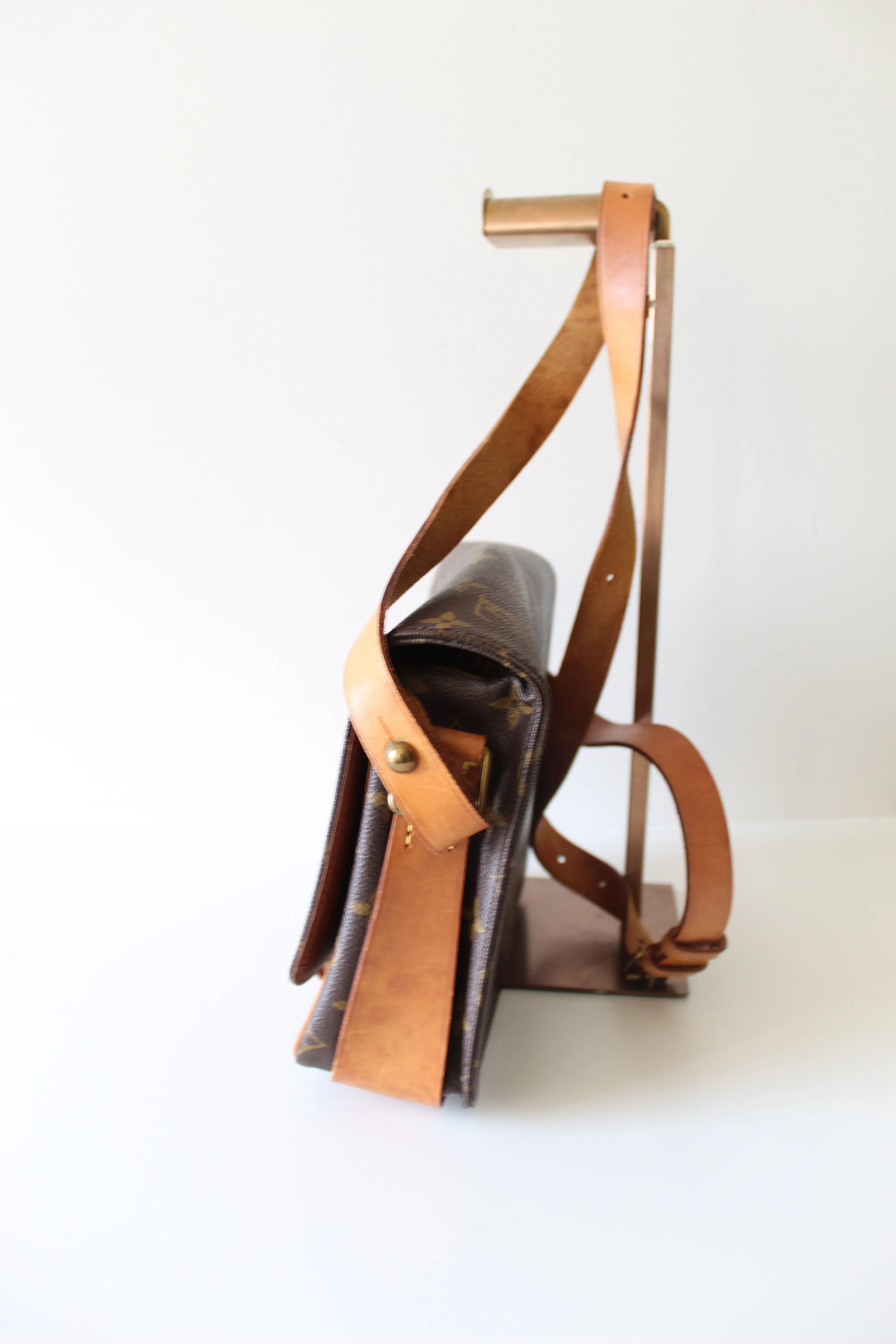 Louis Vuitton Cartouciere MM