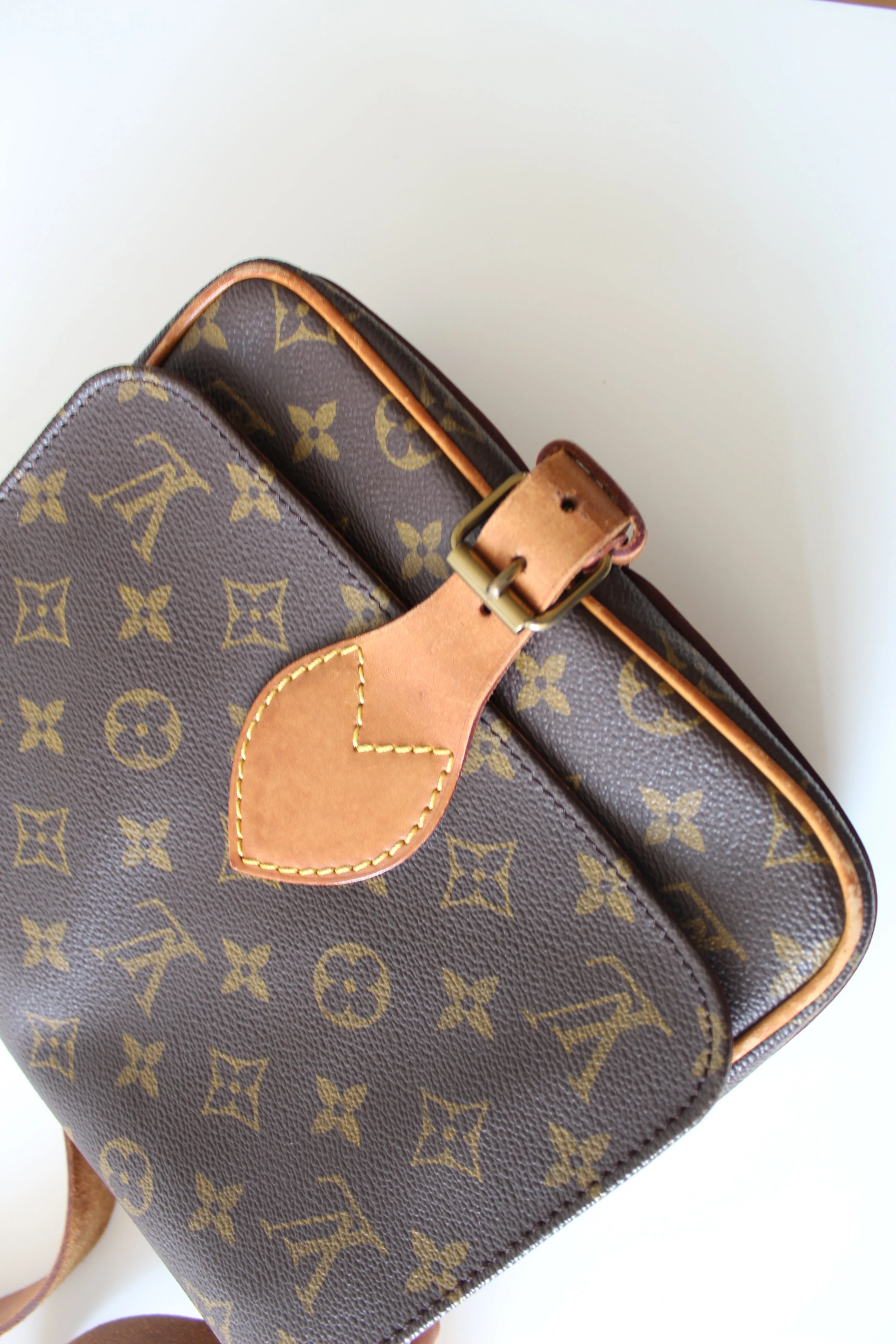 Louis Vuitton Cartouciere MM